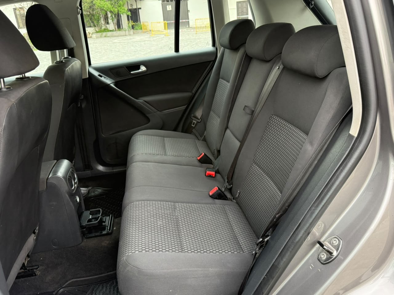 Volkswagen Tiguan — foto 20 de 20