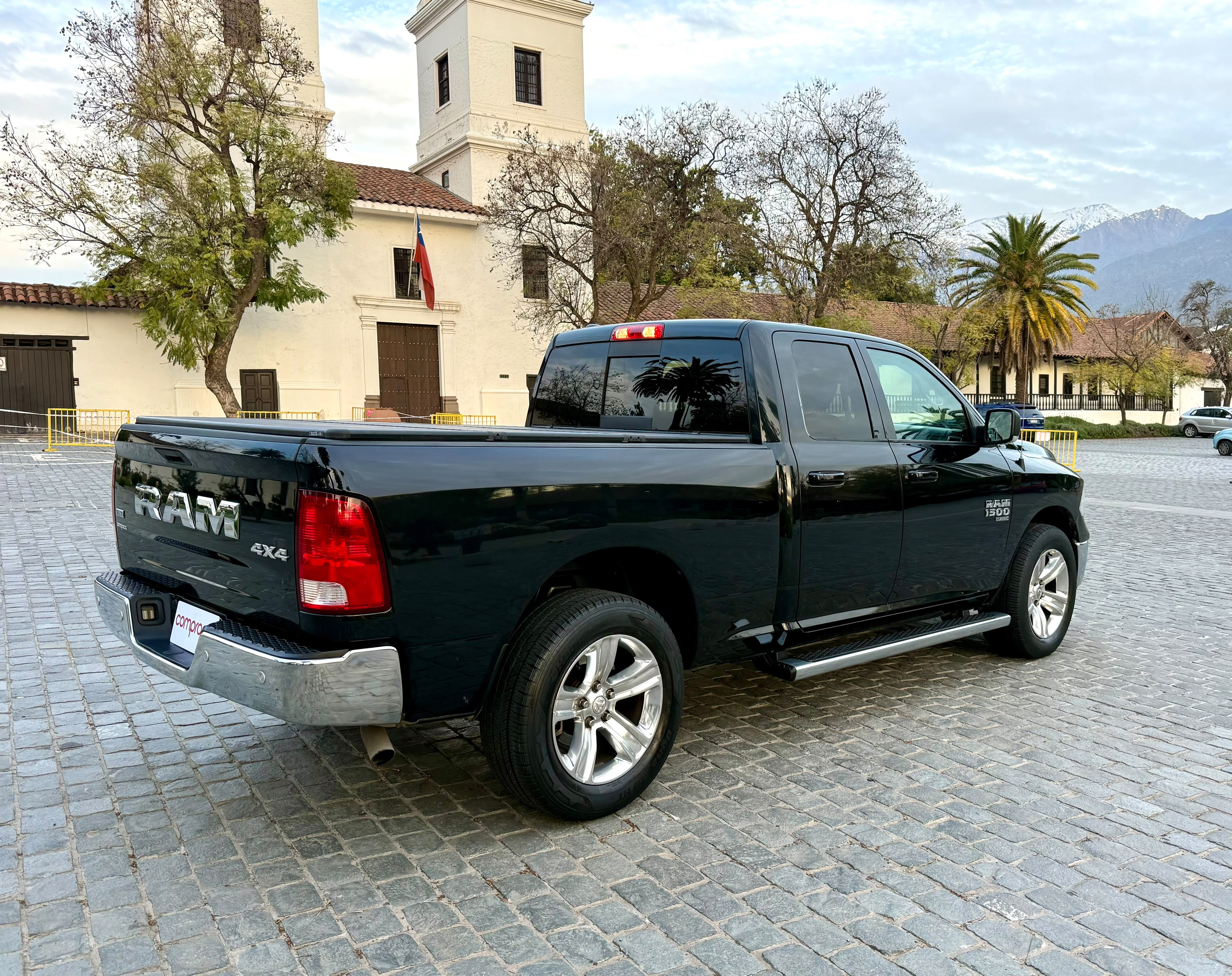 RAM 1500 Quad Slt — foto 3 de 20