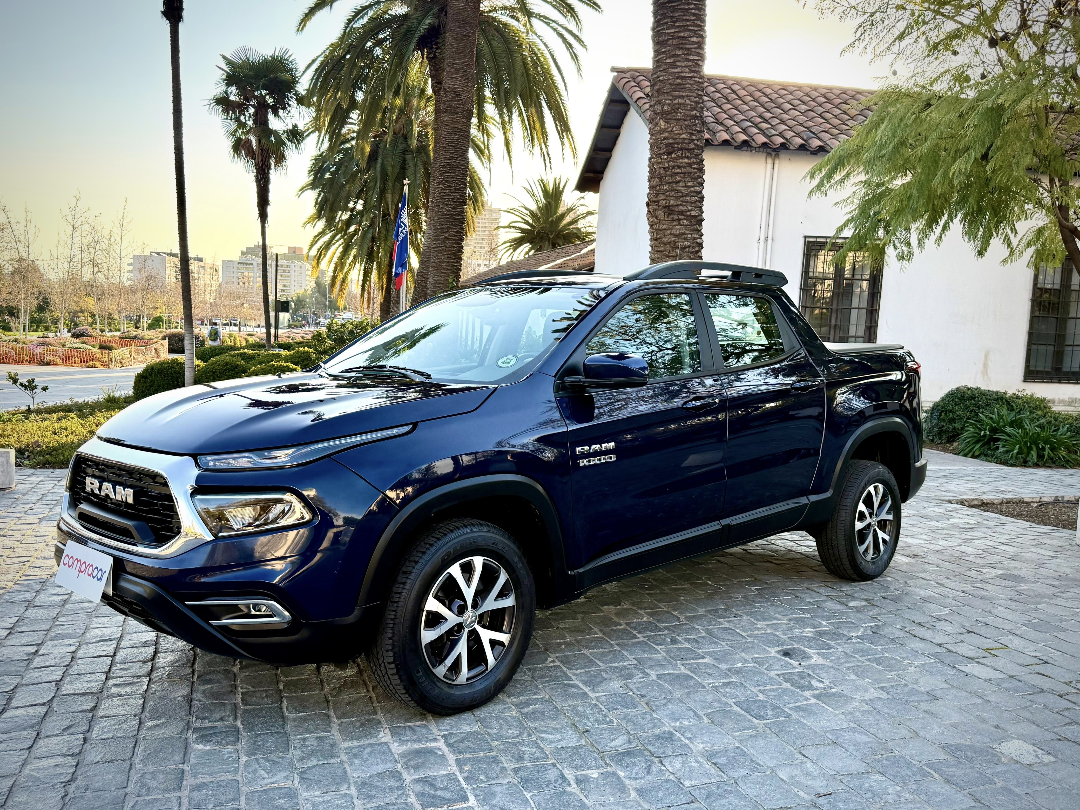 RAM 1000 Big Horn 1.8 At Dcab