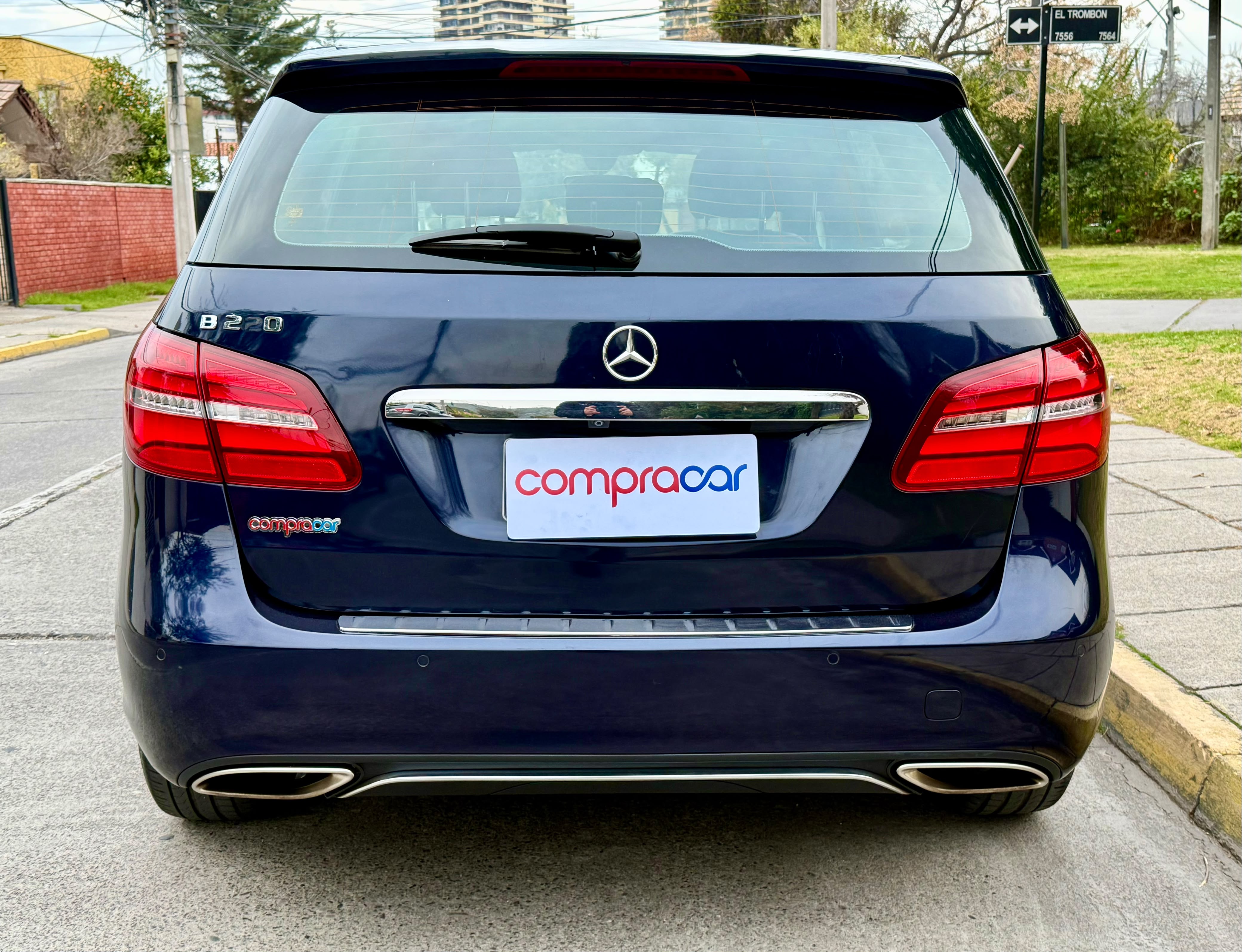 Mercedes-Benz B220 — foto 10 de 20