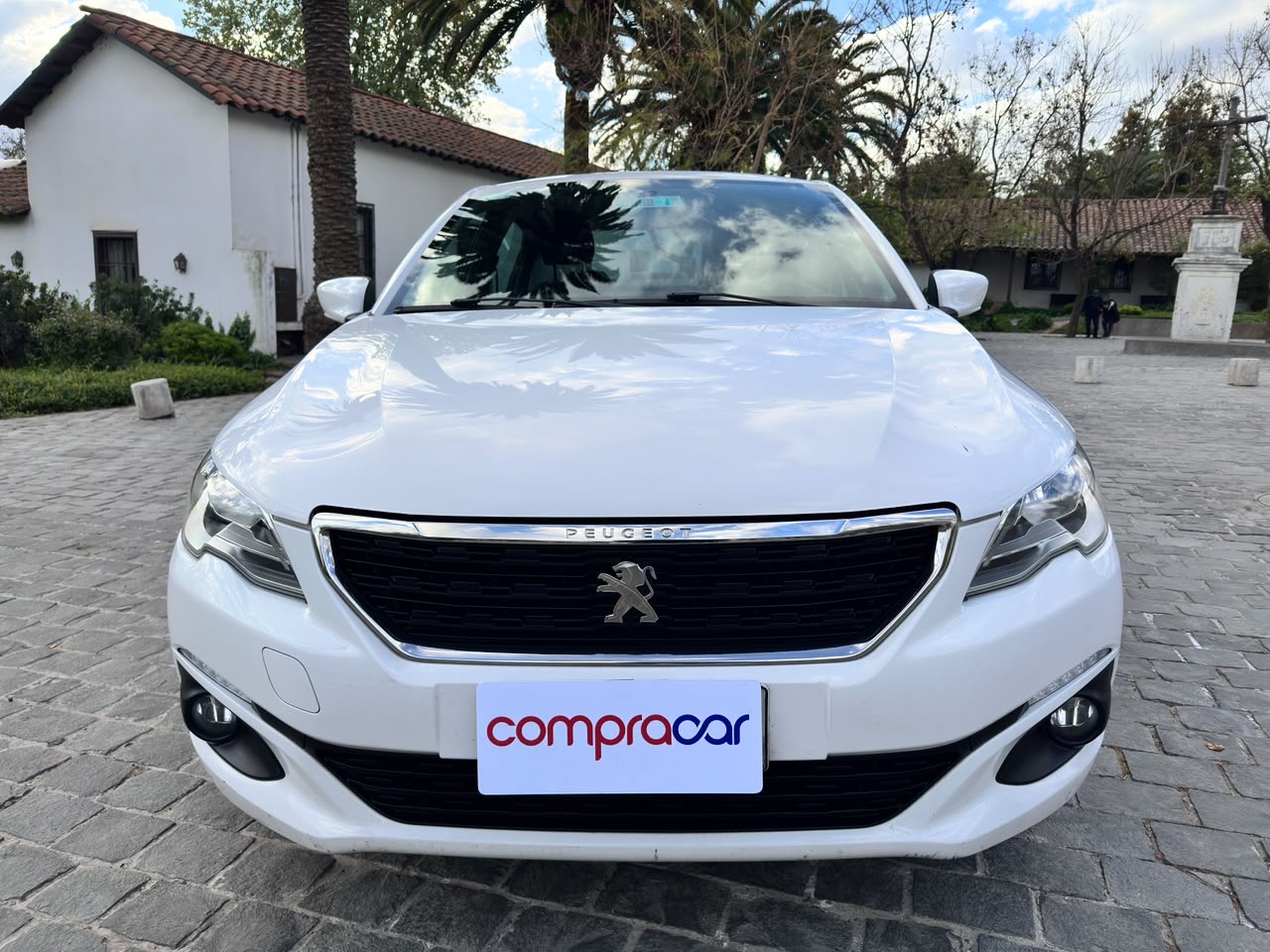 Peugeot 301 Active Hdi — foto 8 de 18