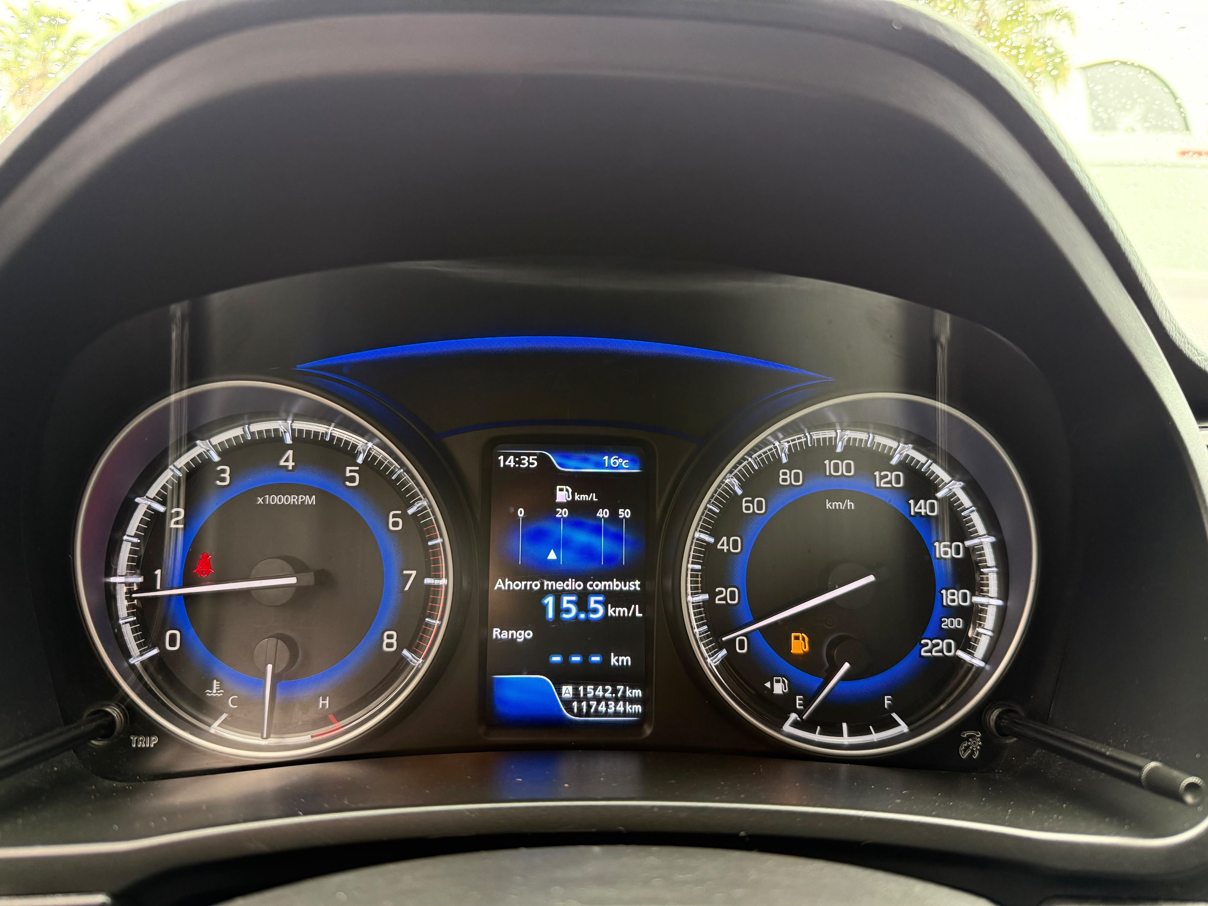 Suzuki Baleno Glx1.4 Hb — foto 13 de 15