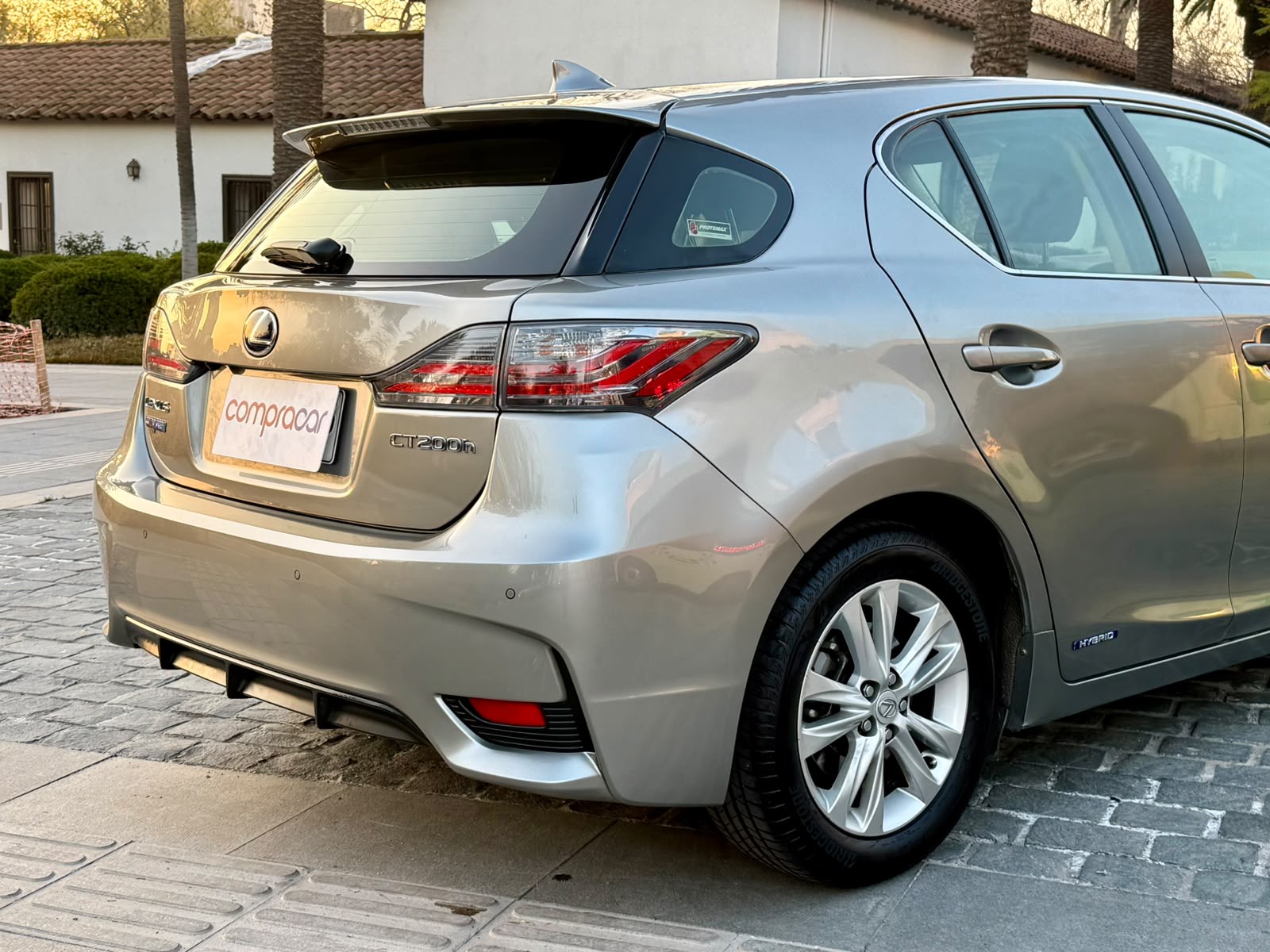 Lexus Ct200H Hb — foto 11 de 20