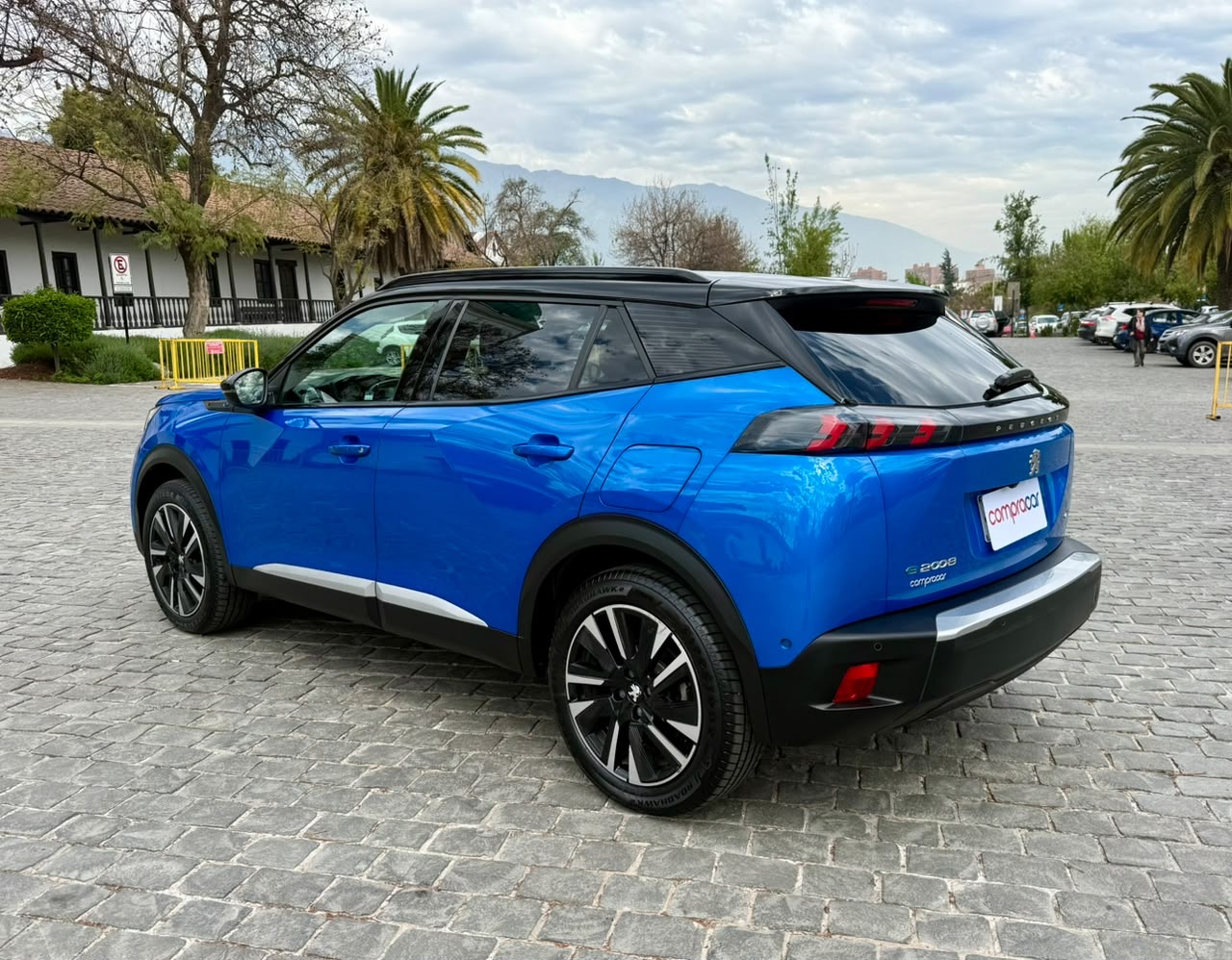 Peugeot 2008 Gt Eléctric — foto 4 de 20