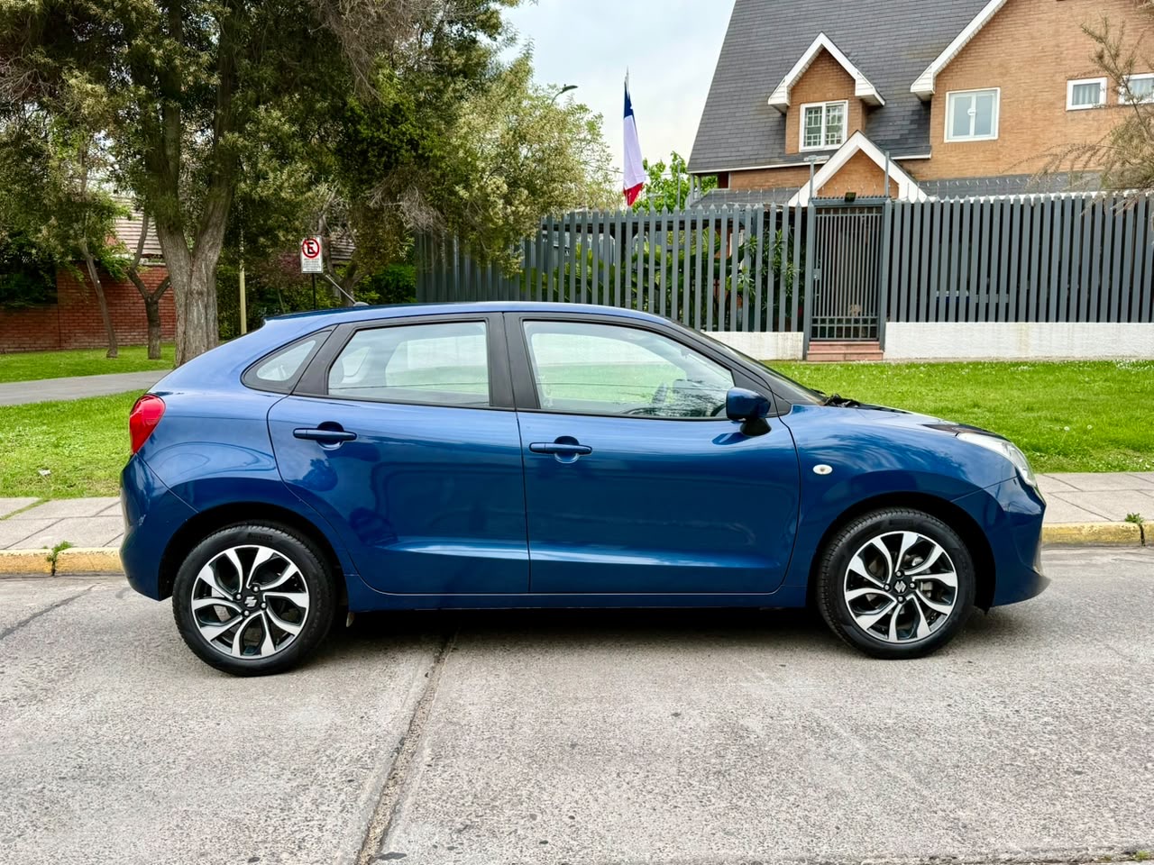 Suzuki Baleno Gls Hb — foto 6 de 20