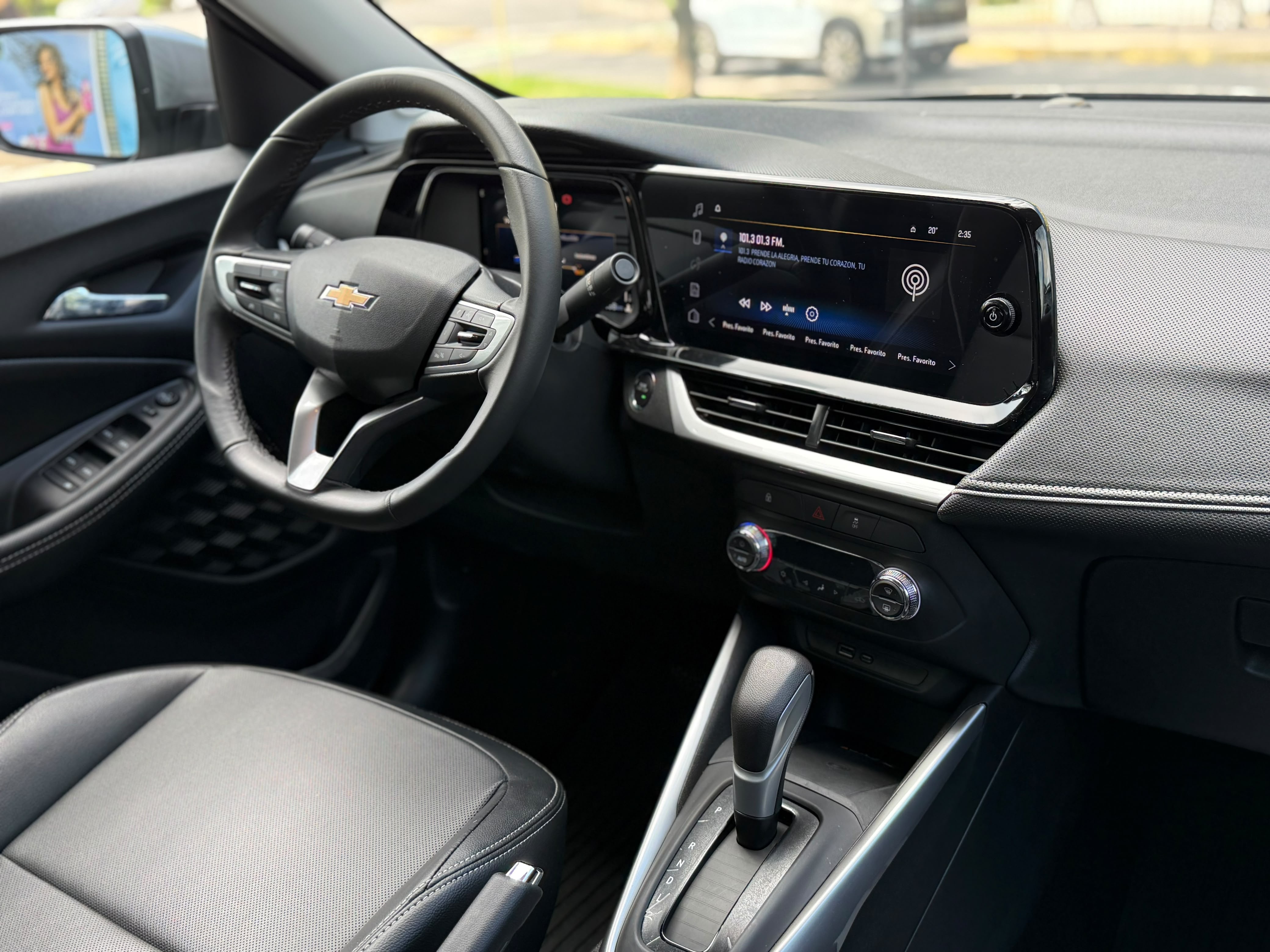 Chevrolet Montana Premier — foto 13 de 20