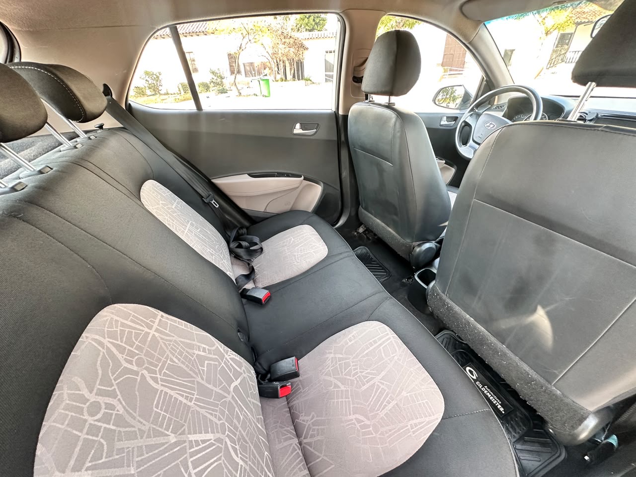Hyundai Grand I10 — foto 18 de 18