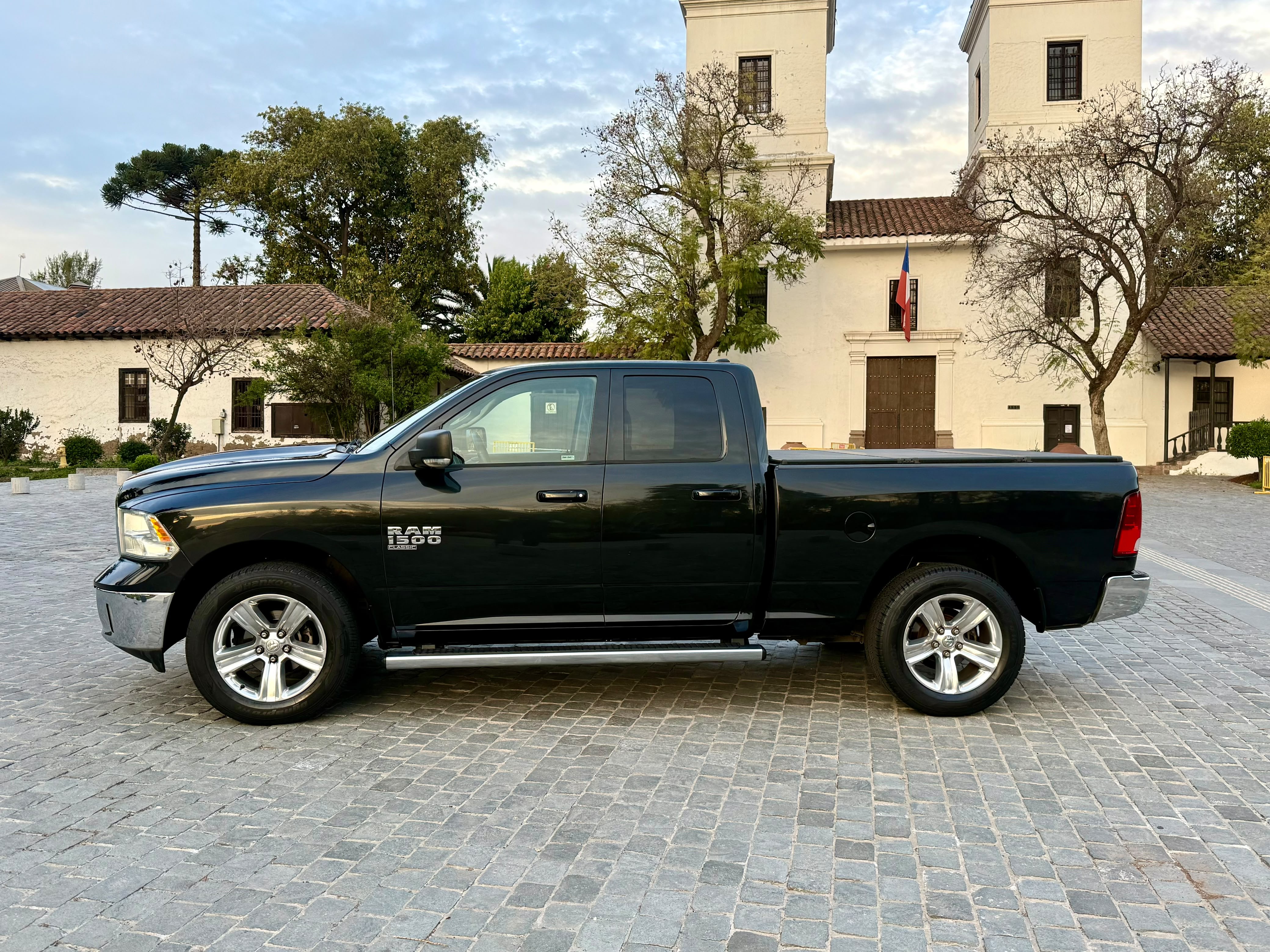 RAM 1500 Quad Slt — foto 5 de 20