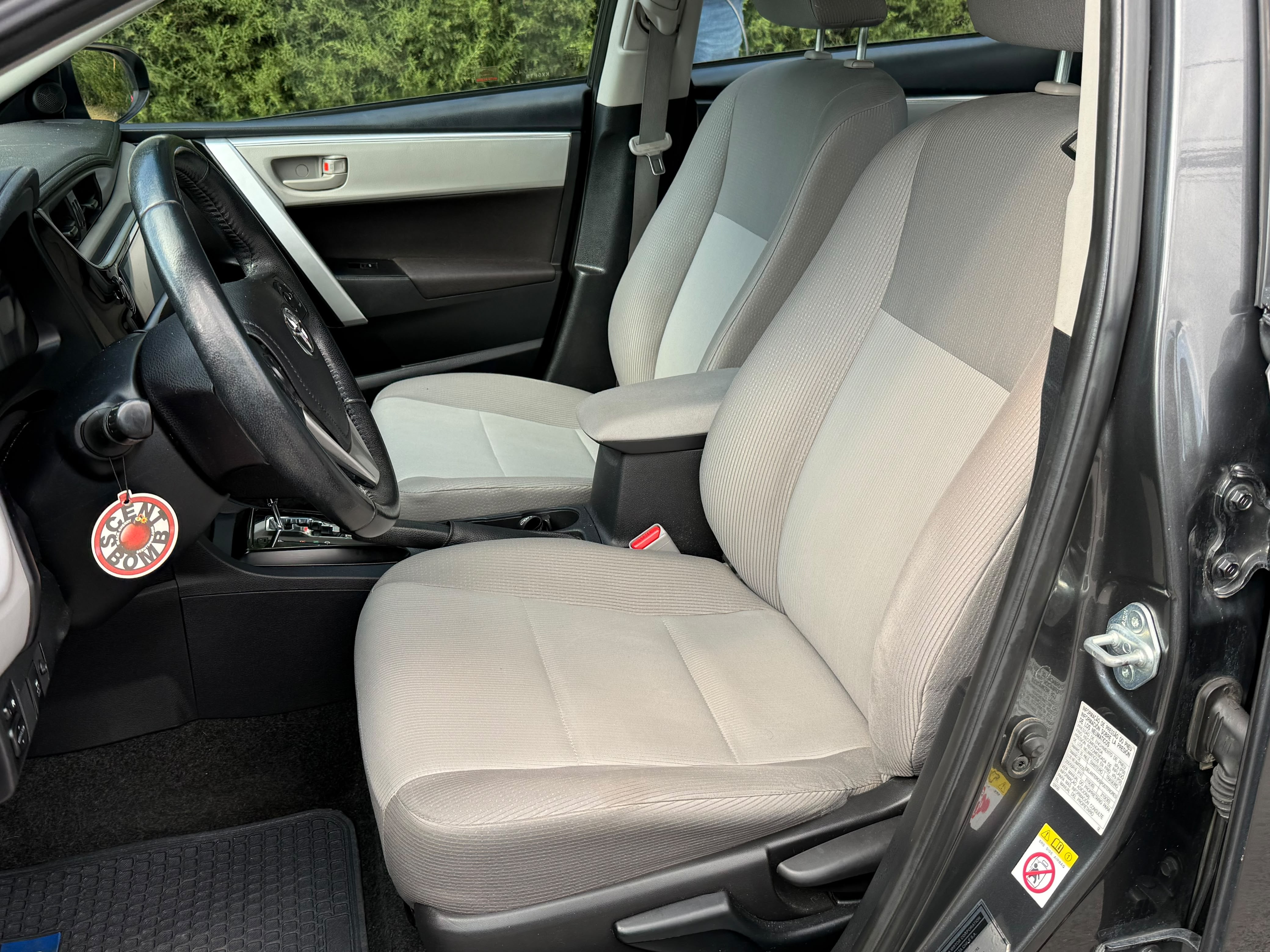 Toyota Corolla — foto 19 de 20