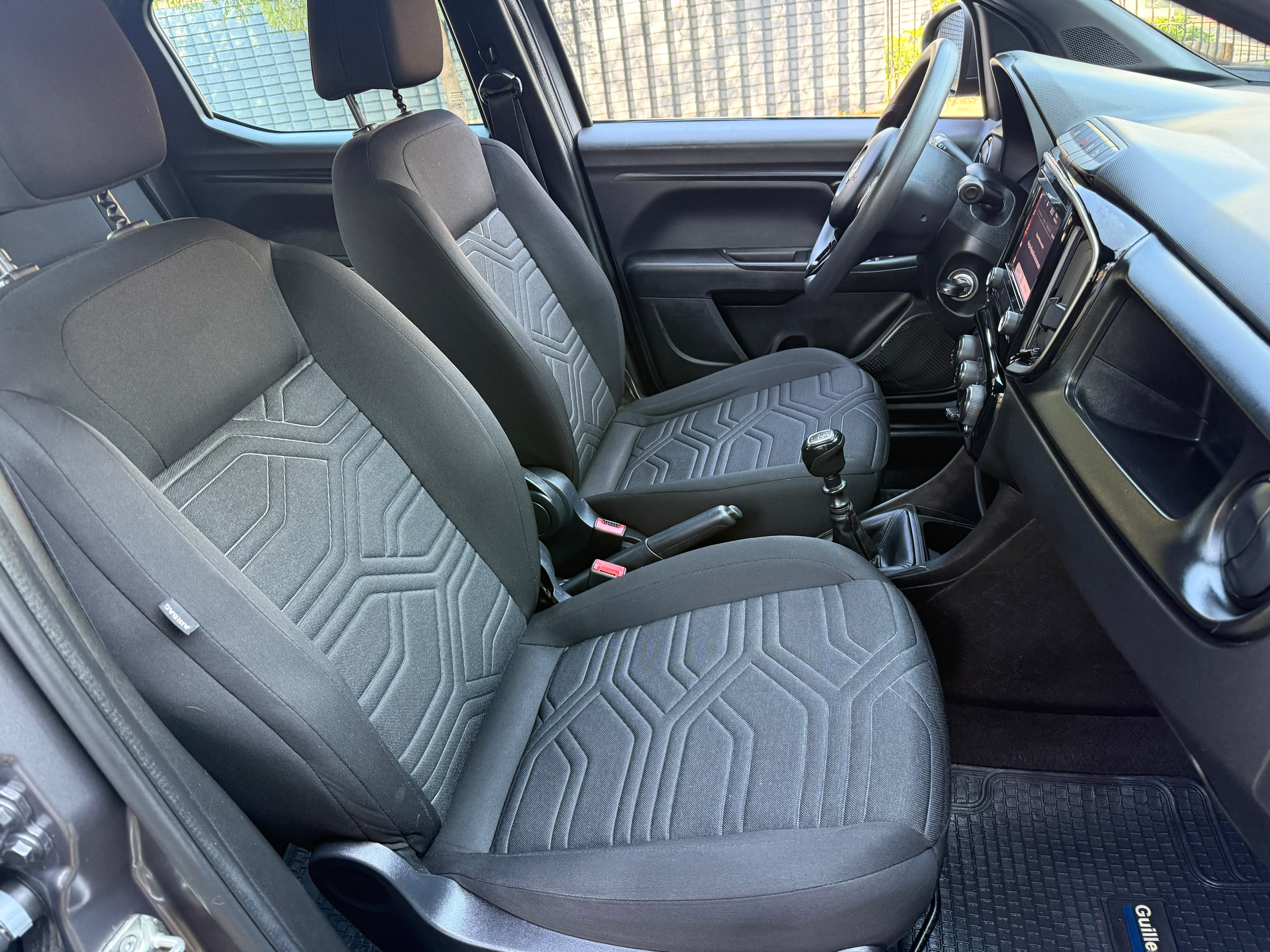RAM 700 Big Horn Cd — foto 12 de 20