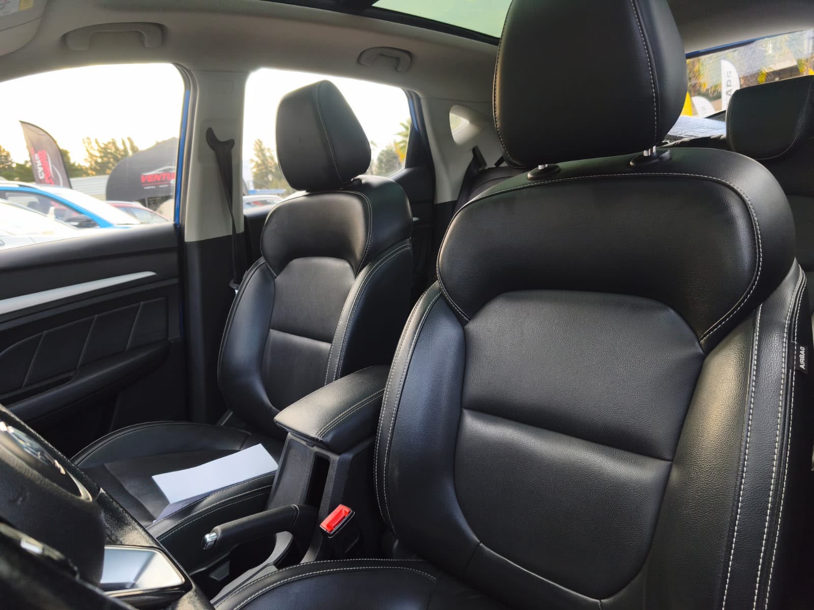 MG Zs Com — foto 16 de 17