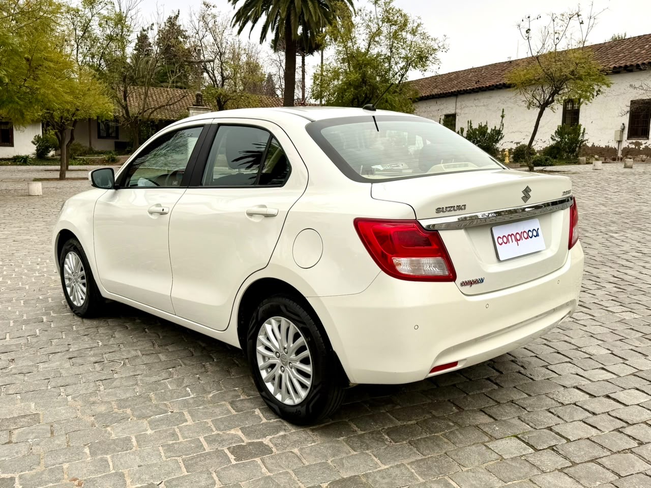 Suzuki Dzire Gl Sport — foto 4 de 20