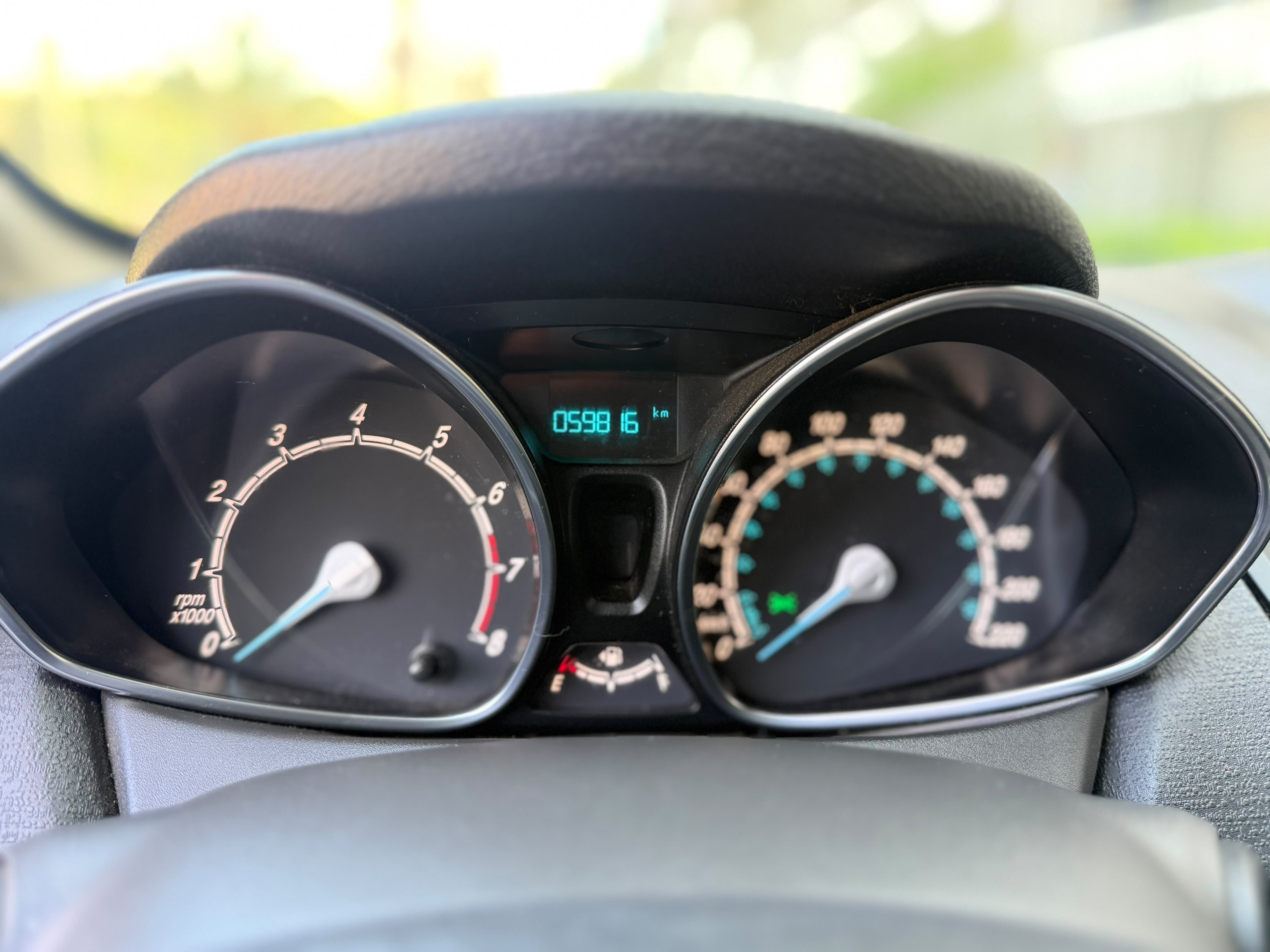 Ford Fiesta — foto 15 de 20