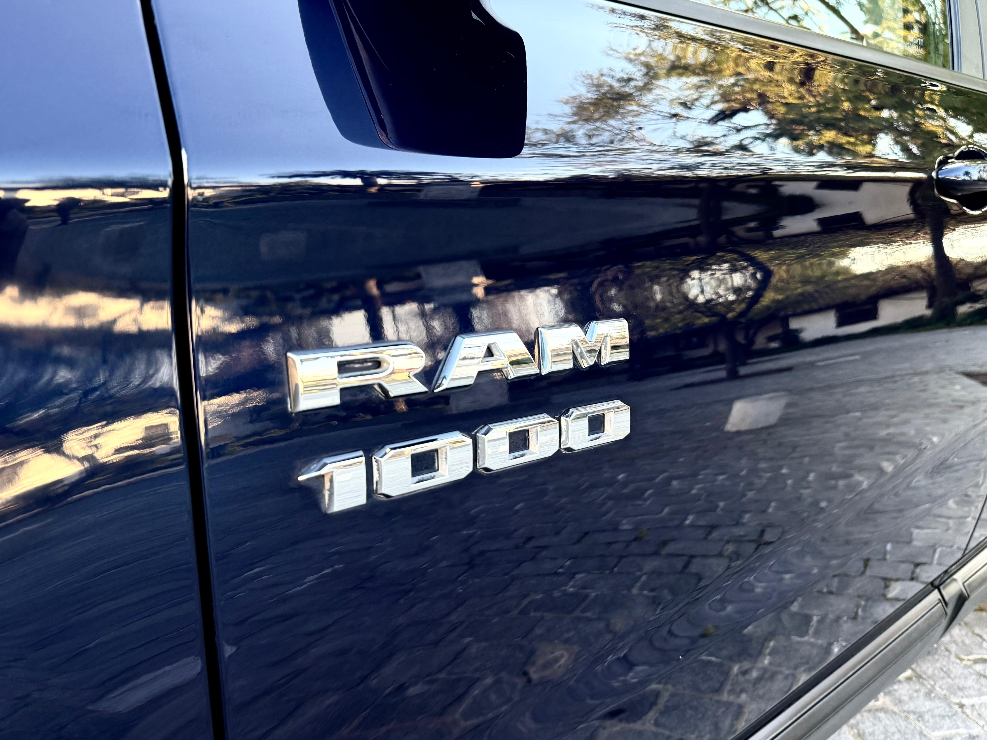 RAM 1000 Big Horn 1.8 At Dcab — foto 14 de 21