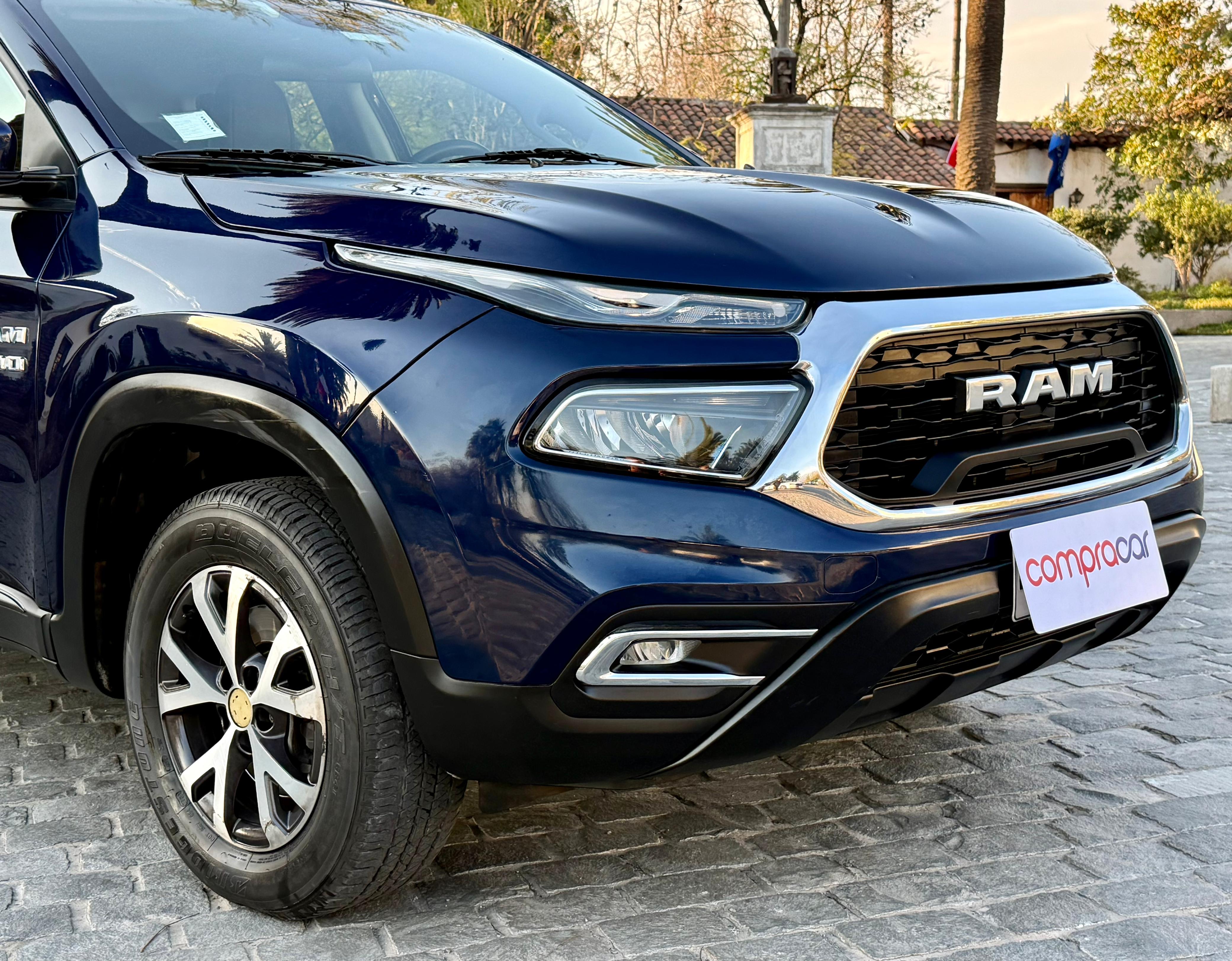 RAM 1000 Big Horn 1.8 At Dcab — foto 10 de 21