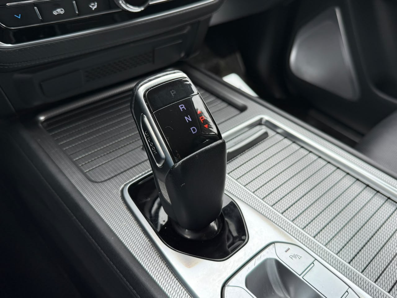 SsangYong Rexton New2.2 At Rexton — foto 14 de 19