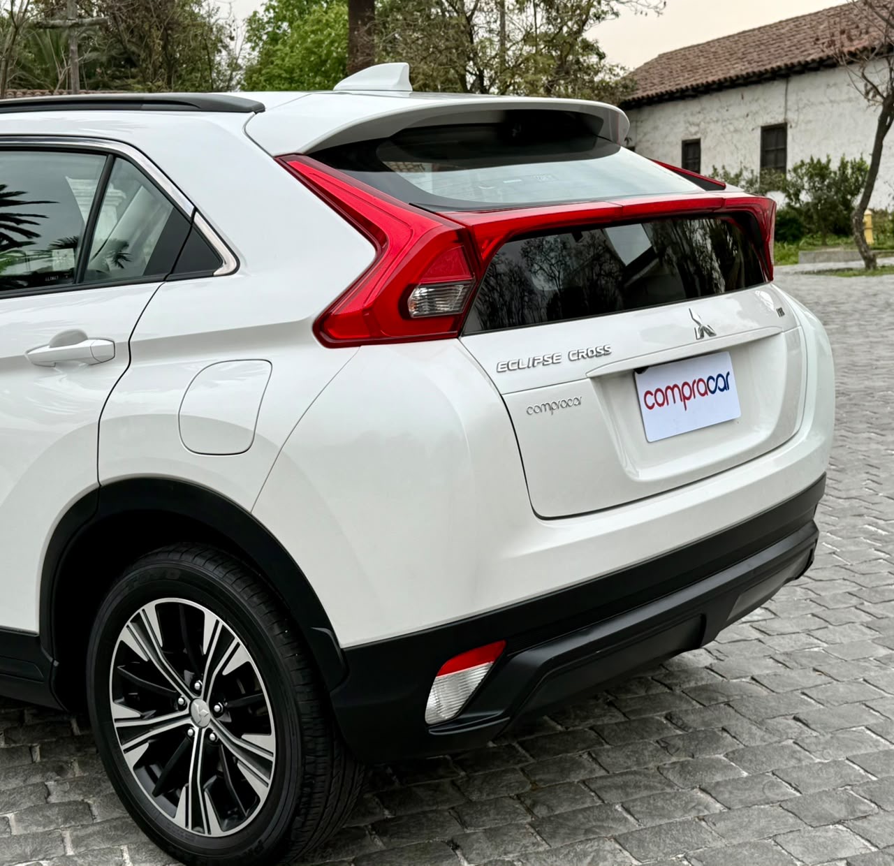Mitsubishi Eclipse Cross Rx — foto 11 de 20