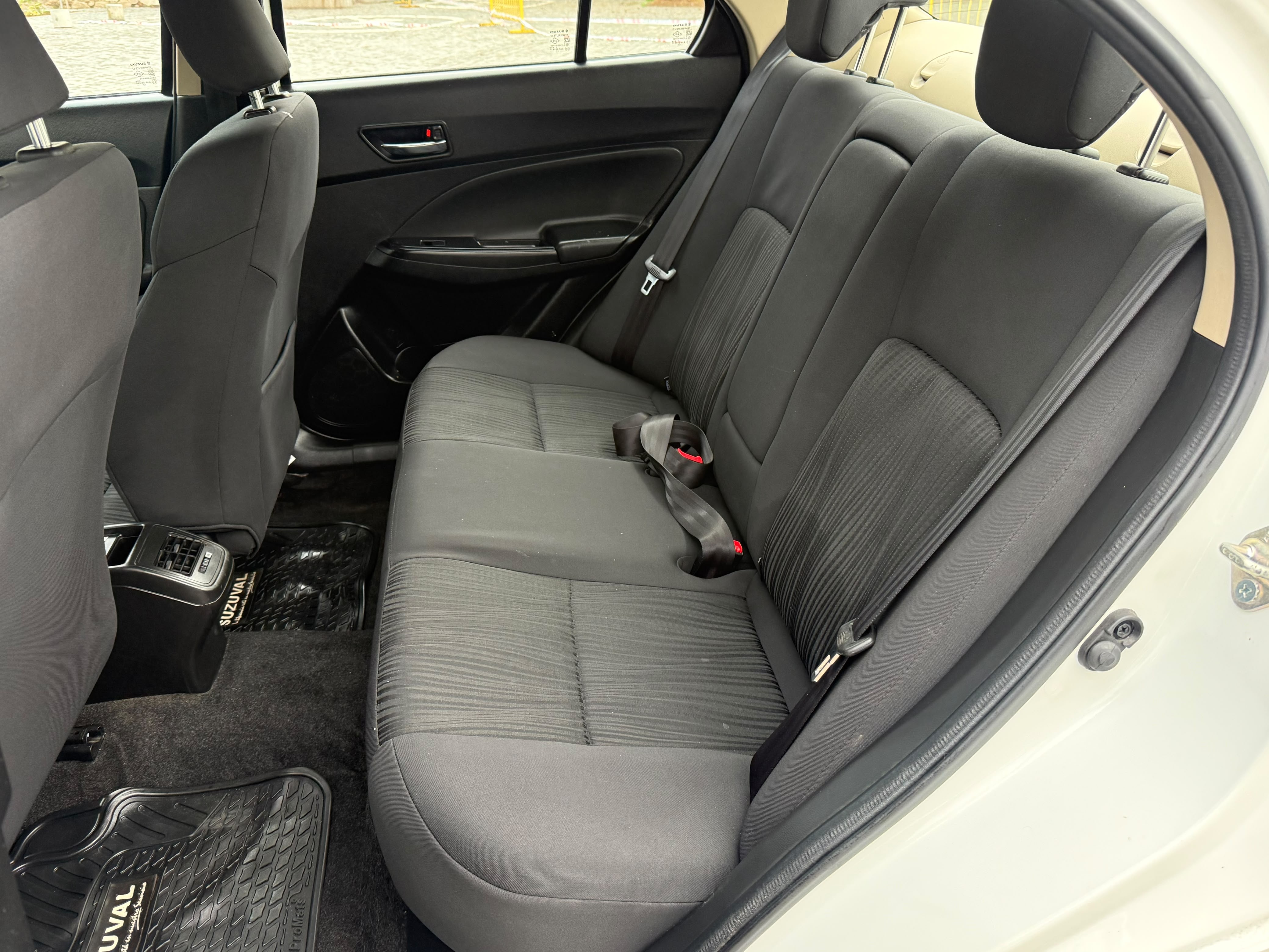 Suzuki Dzire Gl Sport — foto 20 de 20