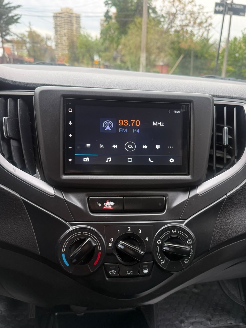 Suzuki Baleno Gls Hb — foto 14 de 20