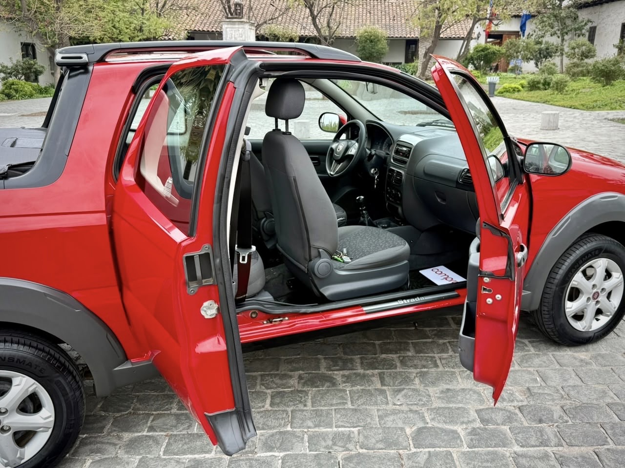 Fiat Strada — foto 6 de 15