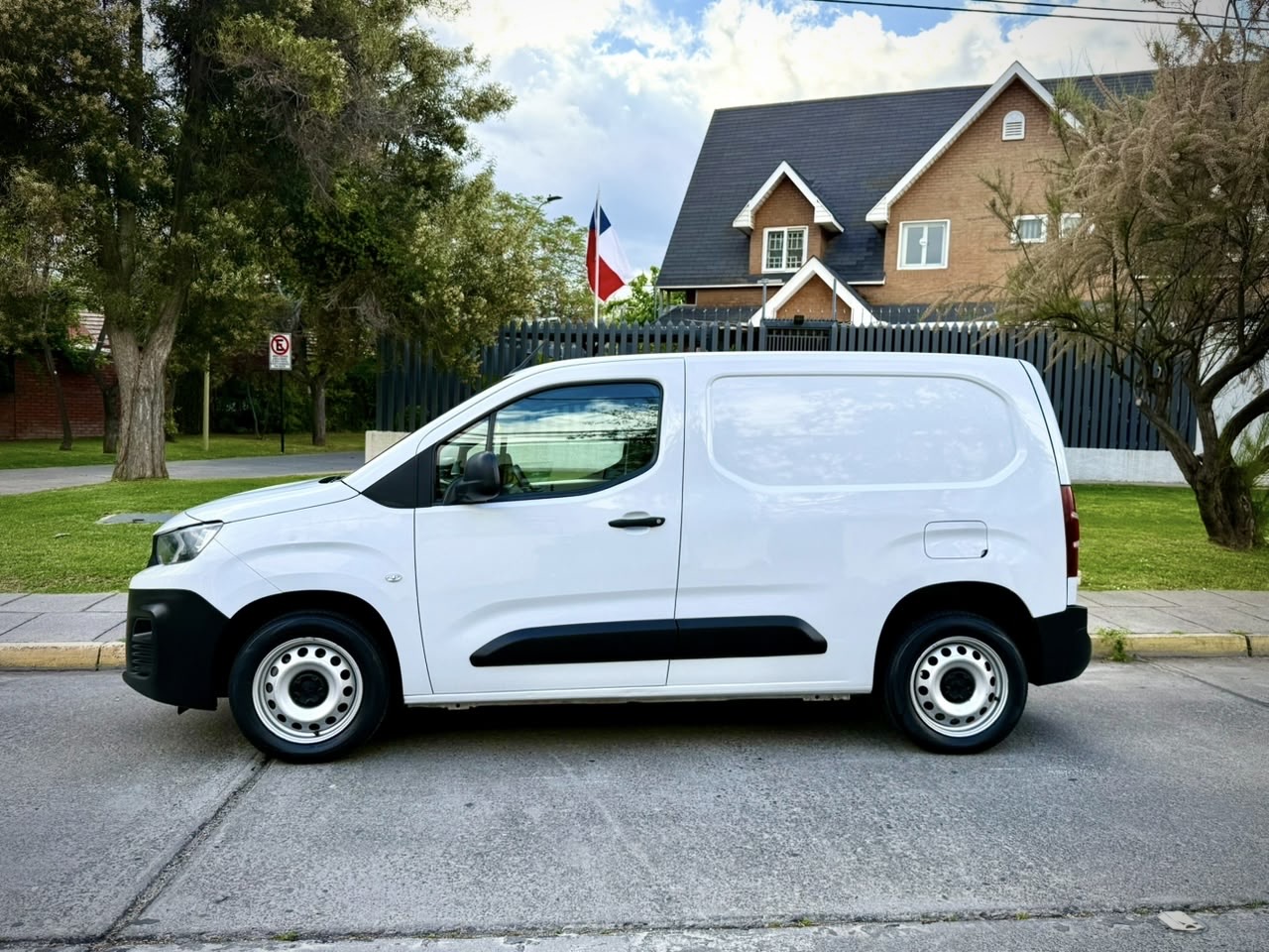 Peugeot Partner L1 Blue Hdi100 — foto 5 de 20
