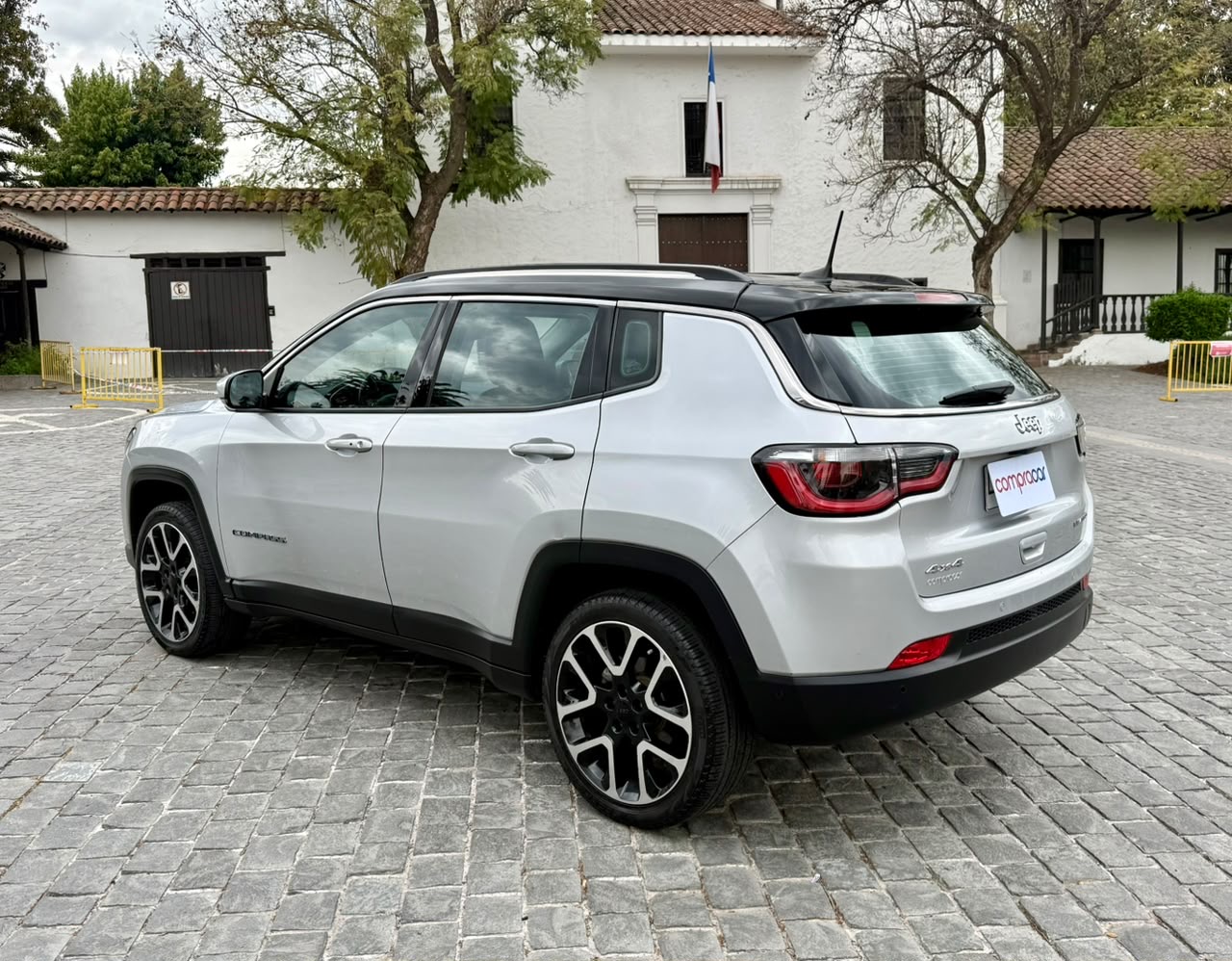Jeep Compass — foto 4 de 20
