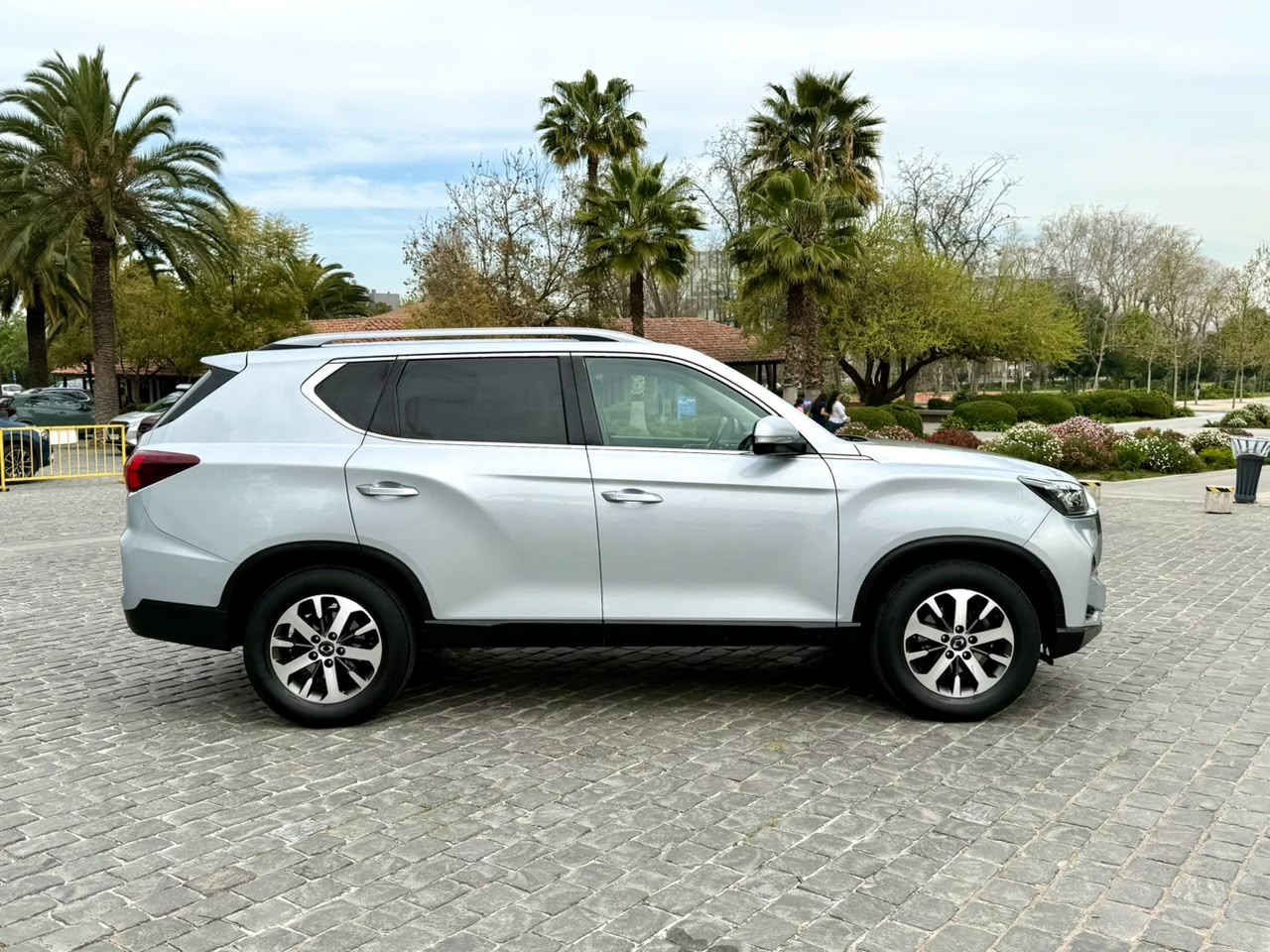 SsangYong Rexton New2.2 At Rexton — foto 7 de 19