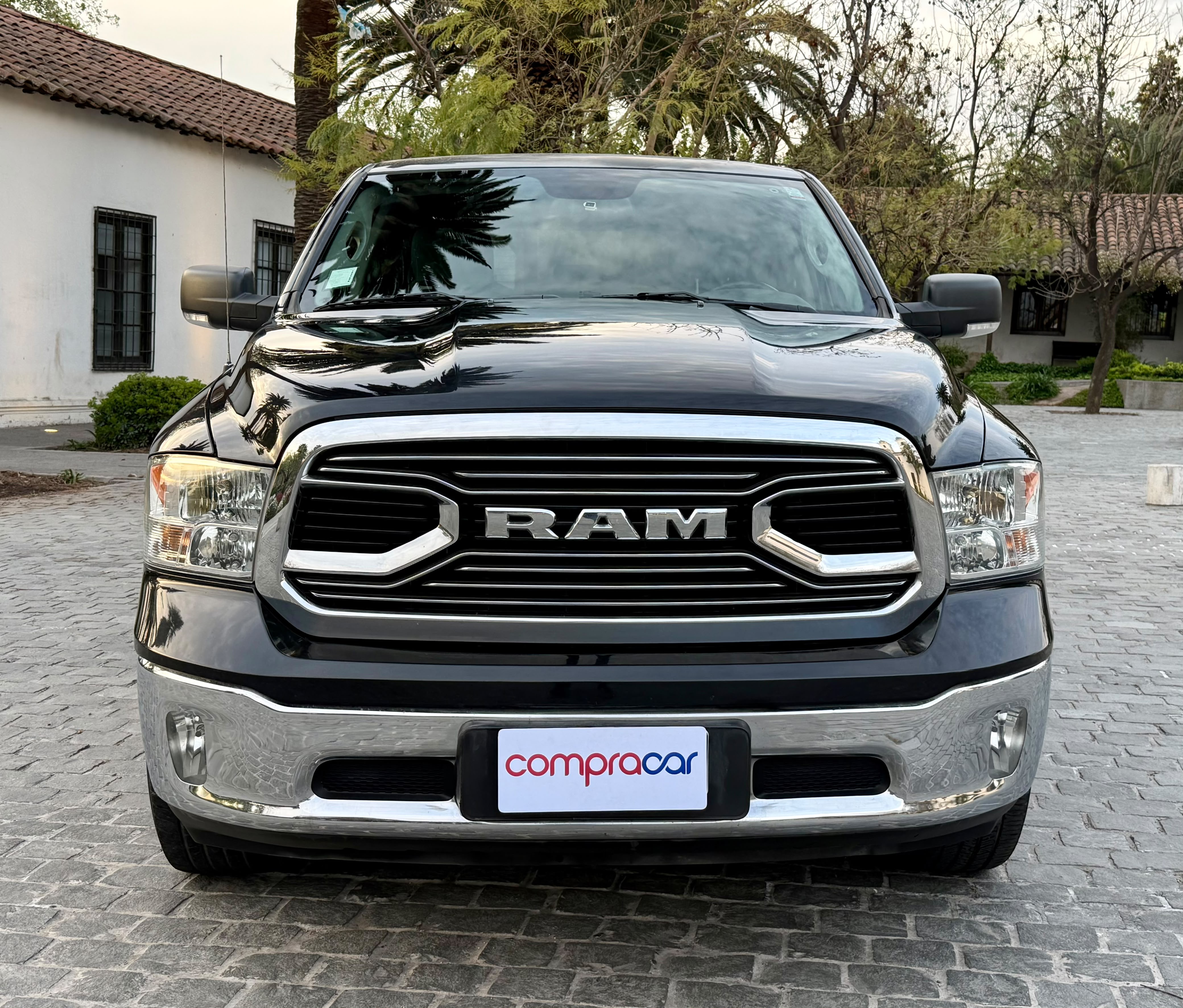RAM 1500 Quad Slt — foto 7 de 20