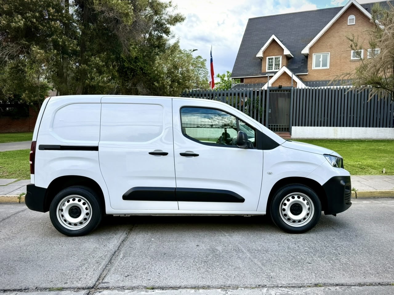 Peugeot Partner L1 Blue Hdi100 — foto 6 de 20