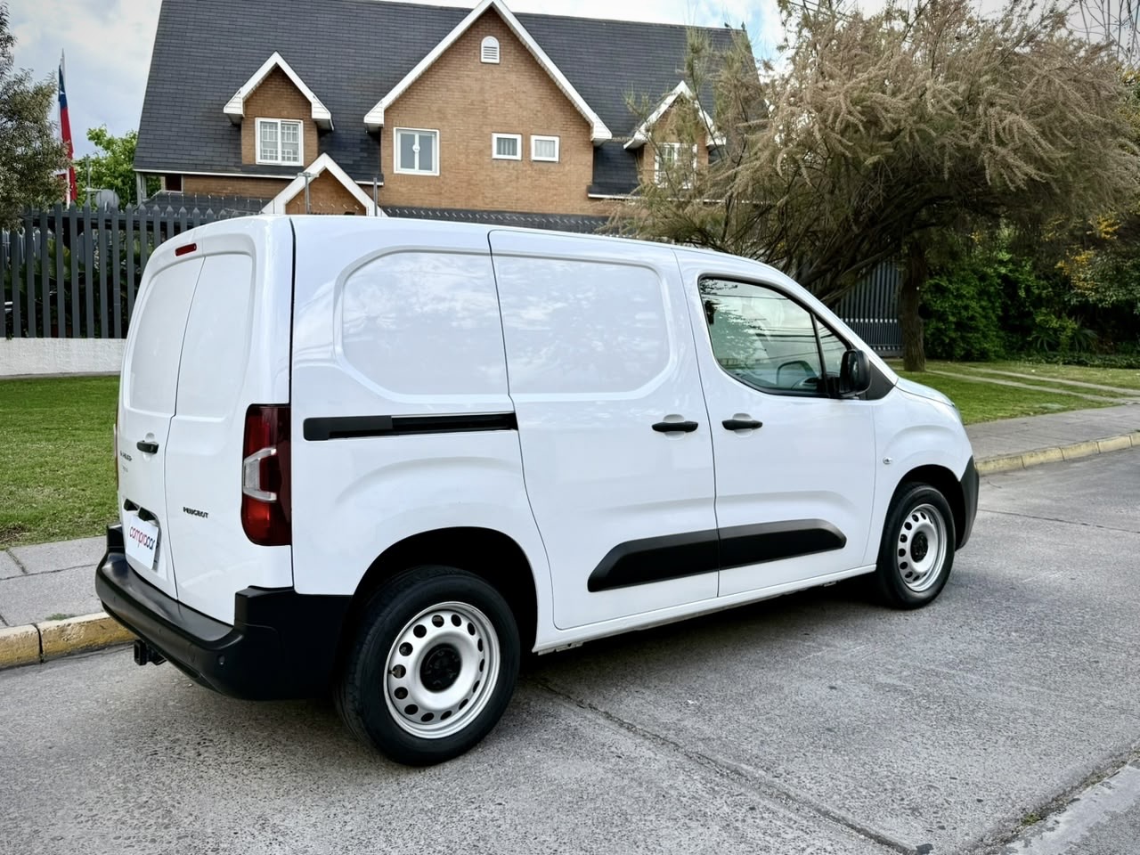 Peugeot Partner L1 Blue Hdi100 — foto 3 de 20
