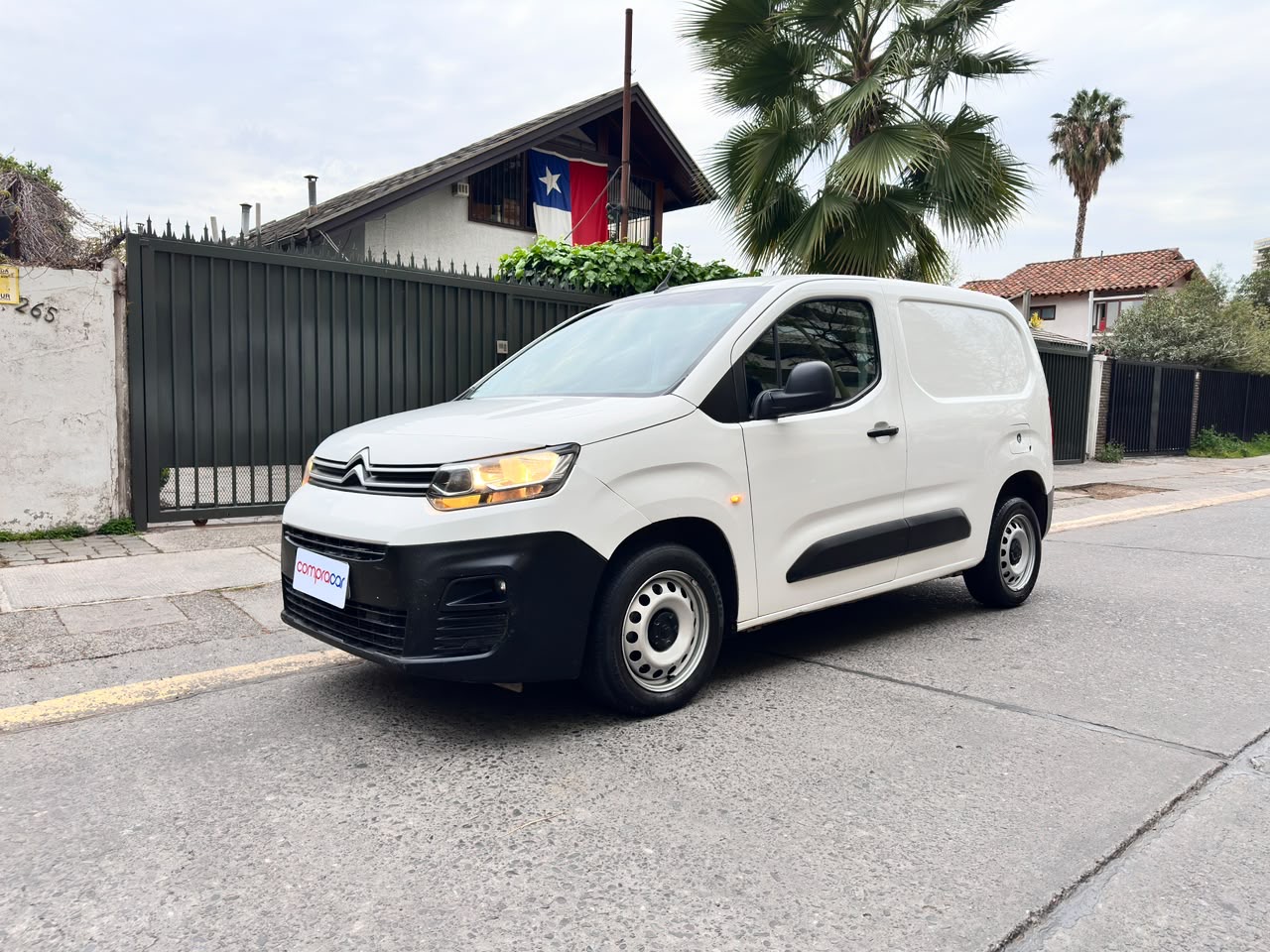 Citroën Berlingo K9 — foto 13 de 15