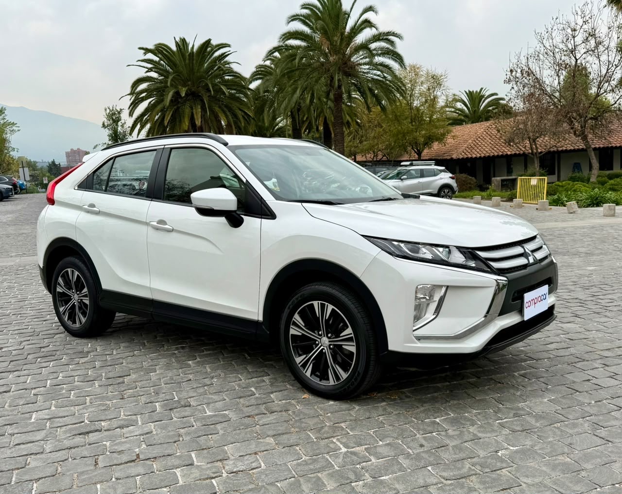 Mitsubishi Eclipse Cross Rx — foto 2 de 20