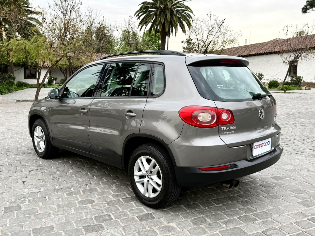 Volkswagen Tiguan — foto 4 de 20