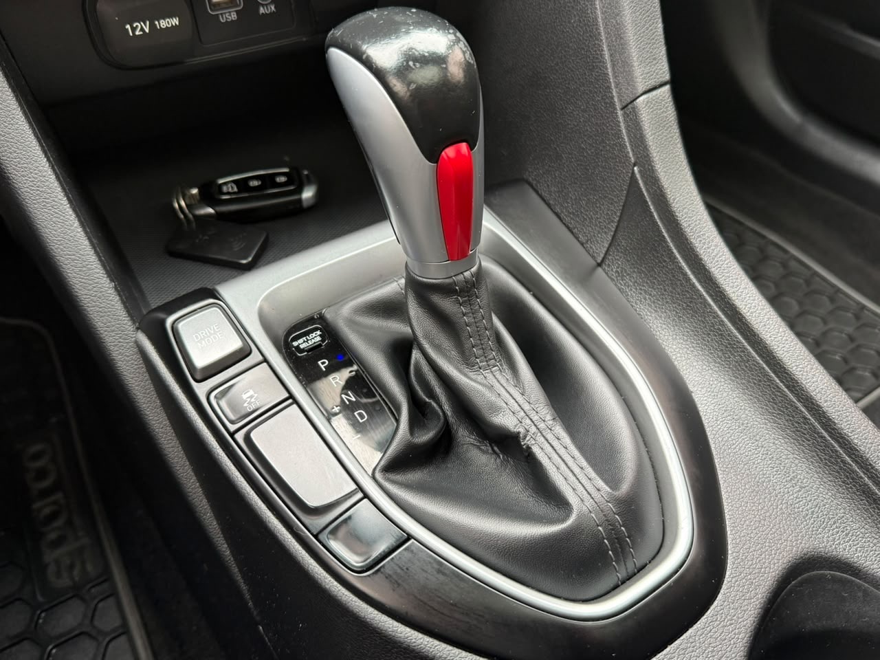 Hyundai Veloster Js — foto 15 de 20