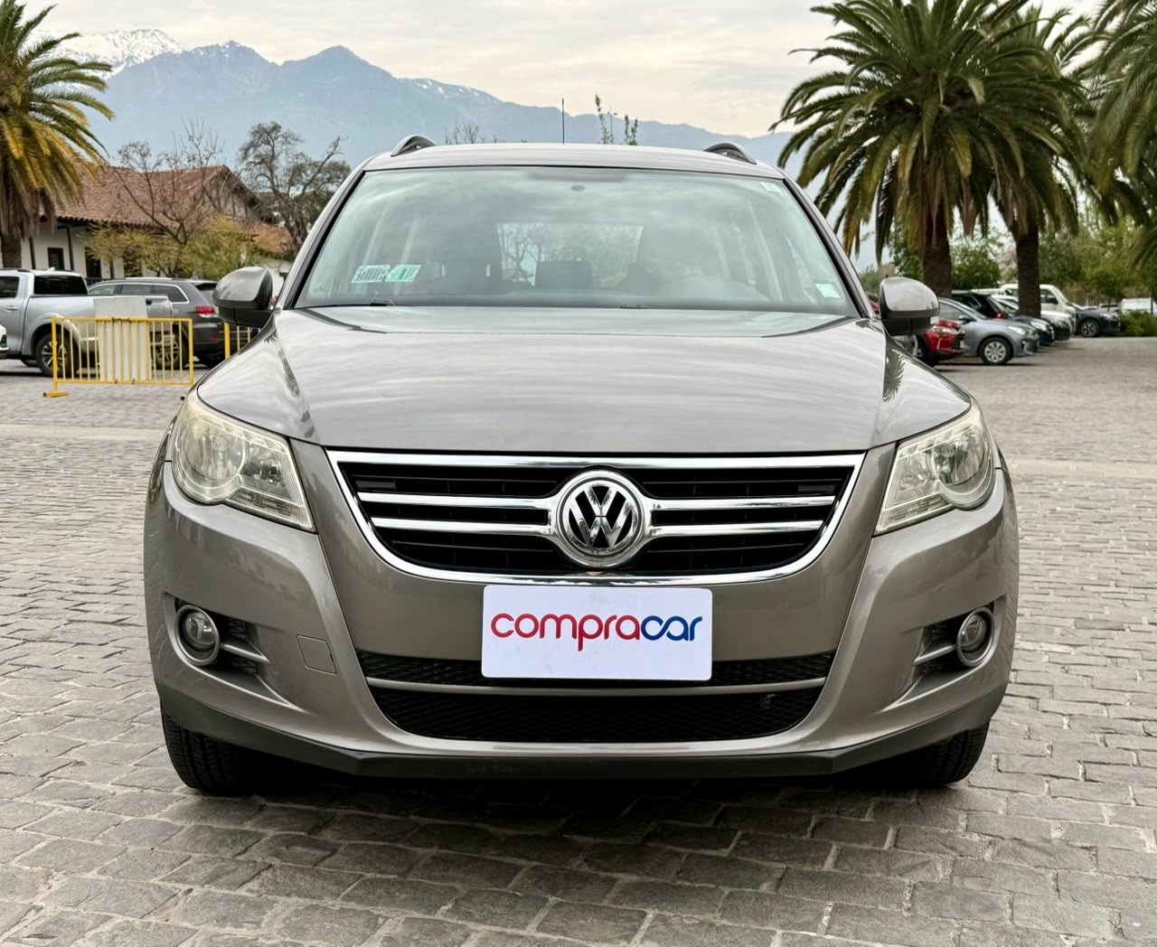 Volkswagen Tiguan — foto 7 de 20