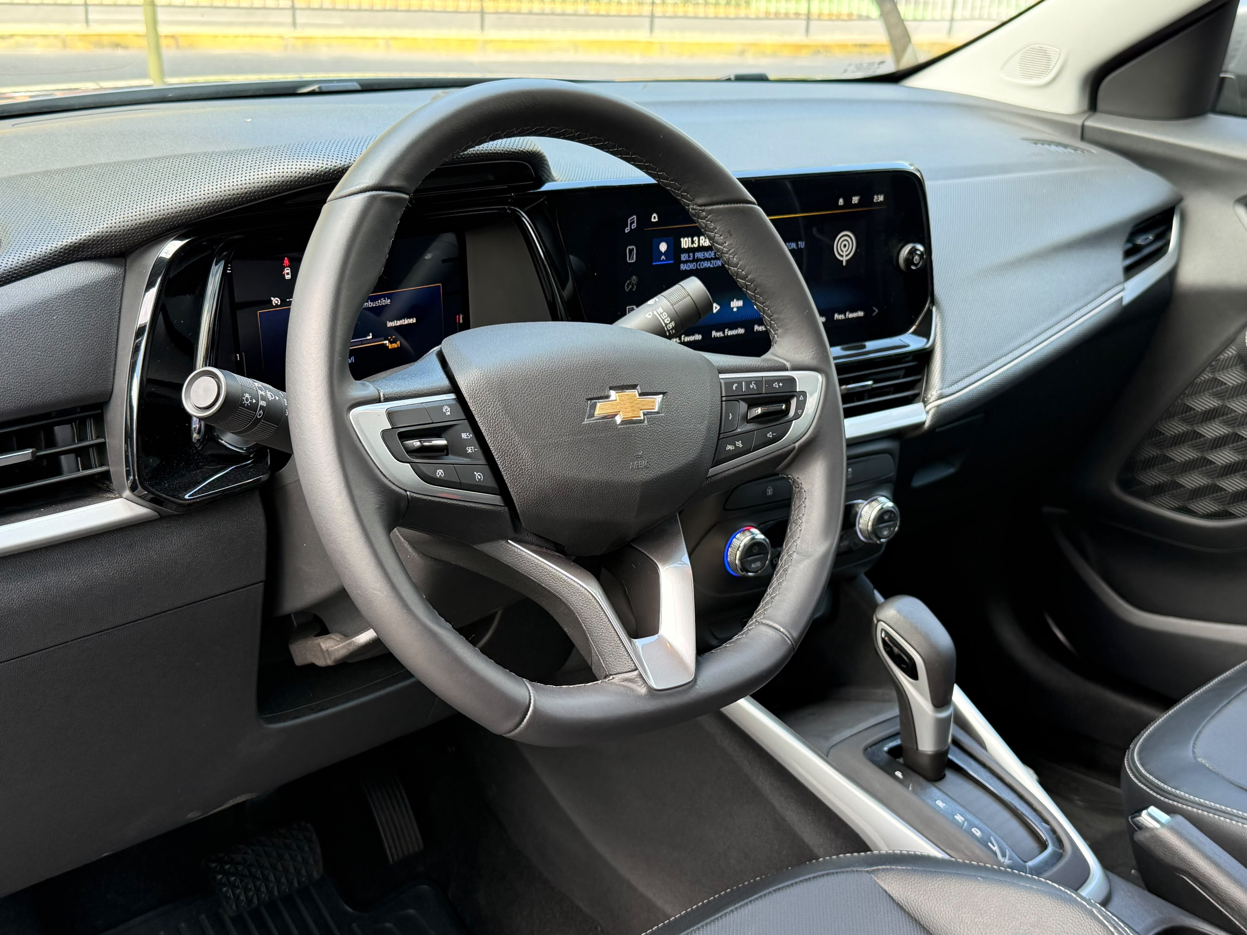 Chevrolet Montana Premier — foto 18 de 20