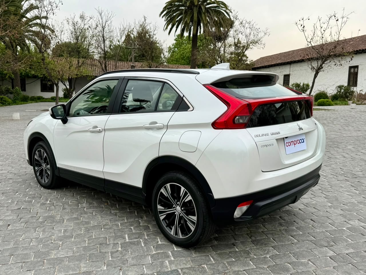 Mitsubishi Eclipse Cross Rx — foto 4 de 20
