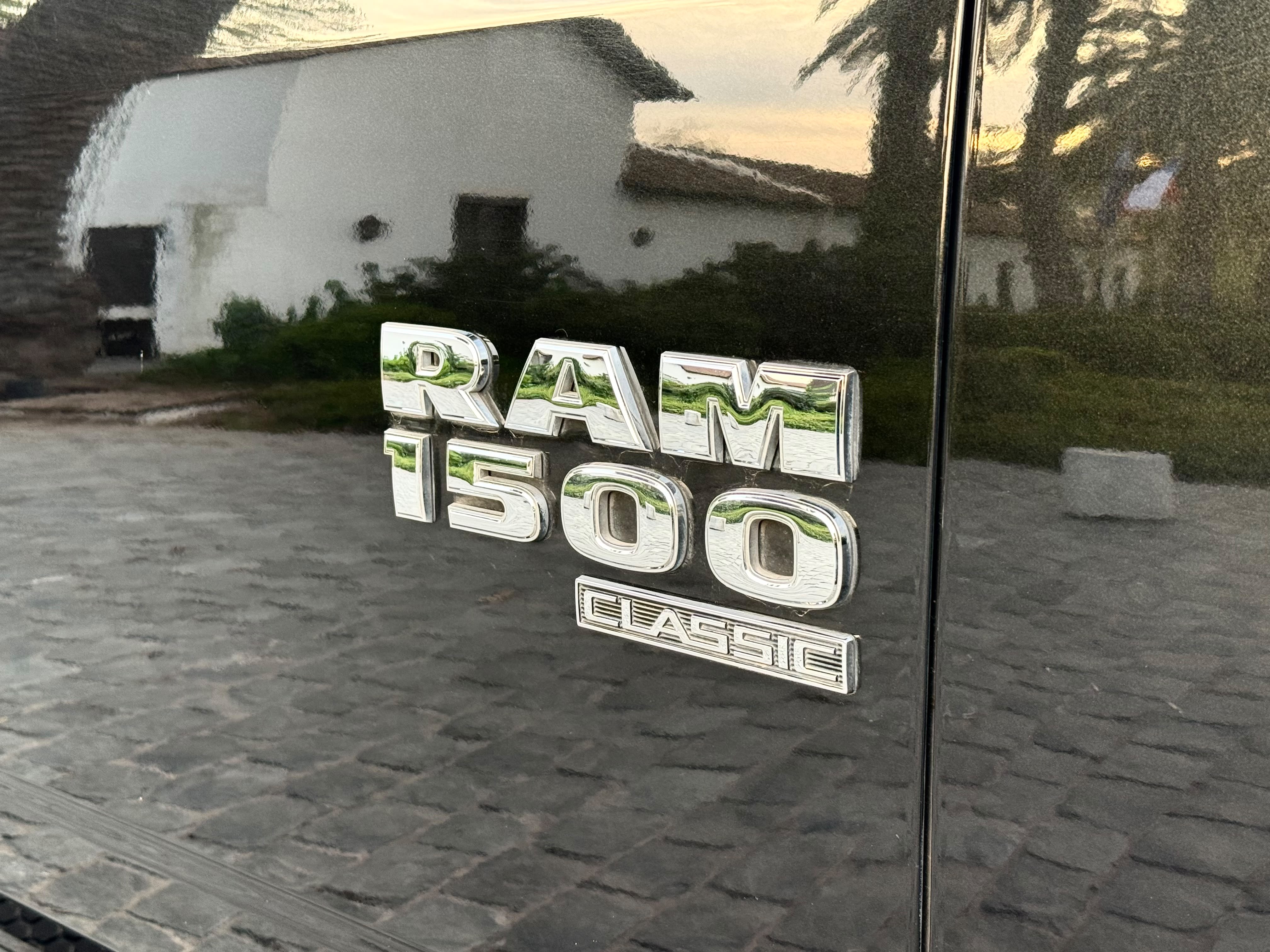 RAM 1500 Quad Slt — foto 12 de 20