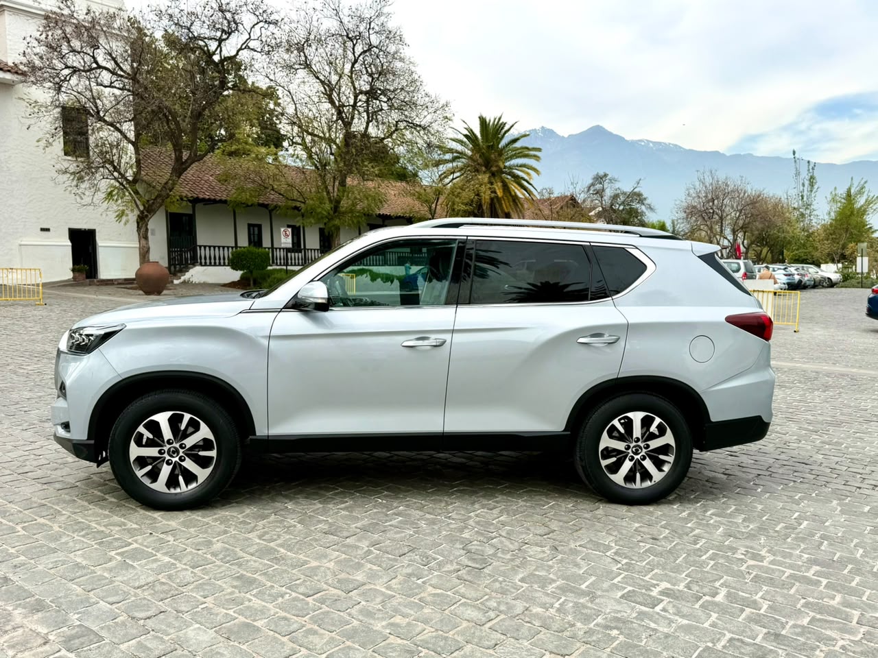 SsangYong Rexton New2.2 At Rexton — foto 9 de 19
