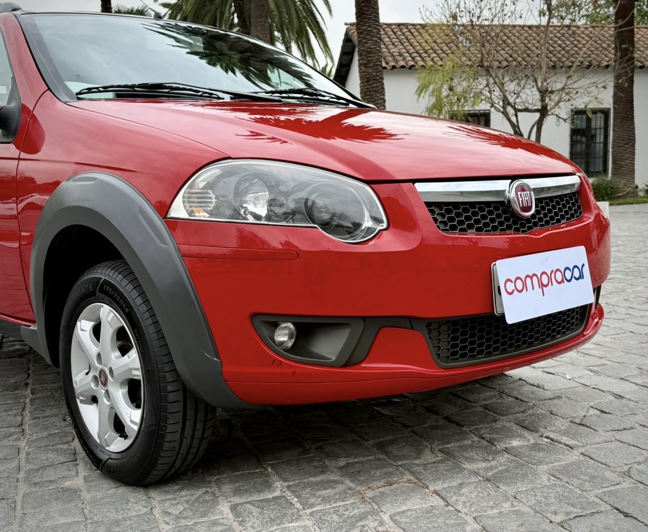 Fiat Strada — foto 8 de 15
