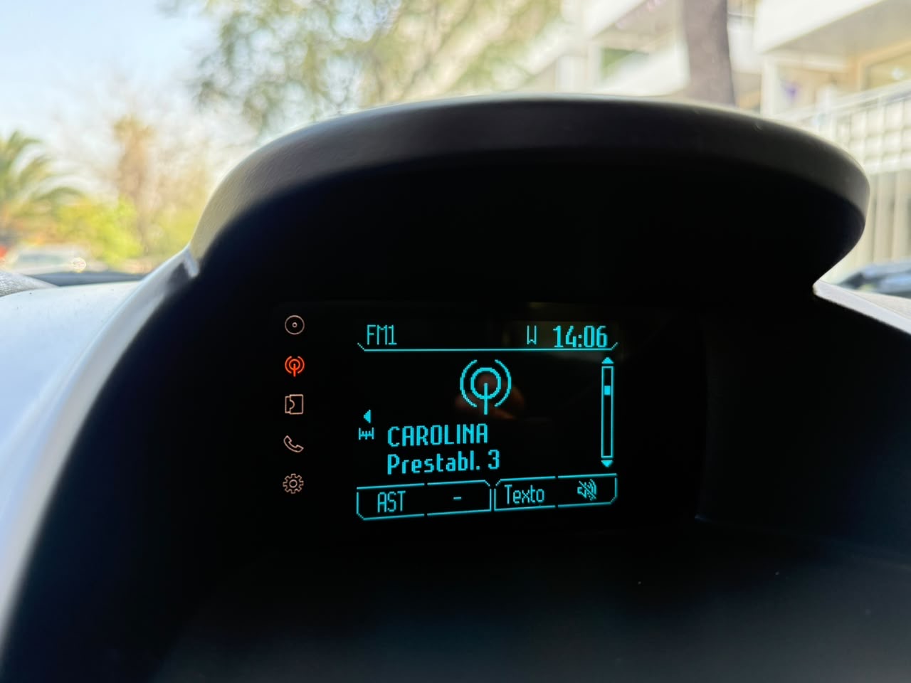 Ford Fiesta — foto 14 de 20