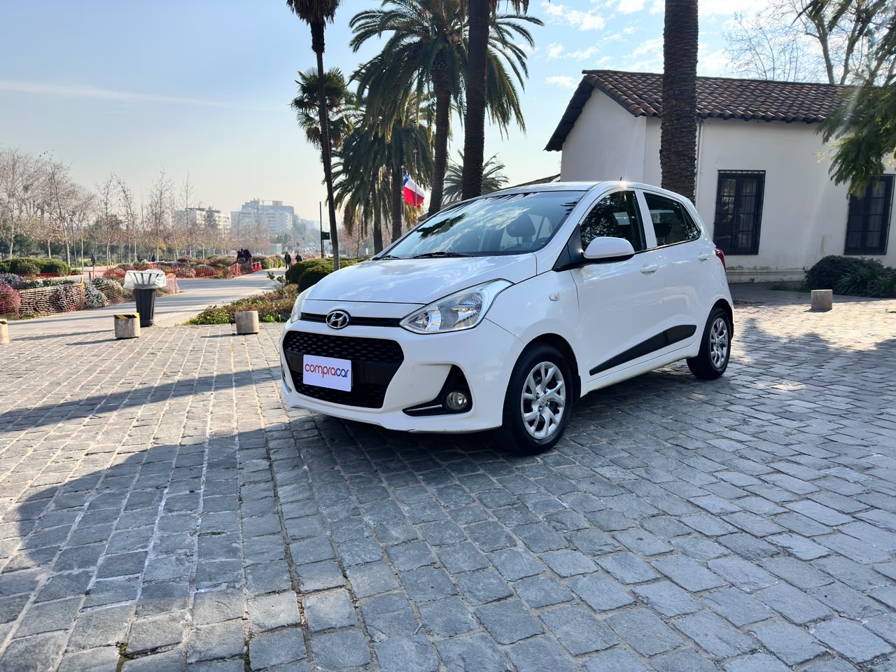 Hyundai Grand I10 — foto 10 de 18
