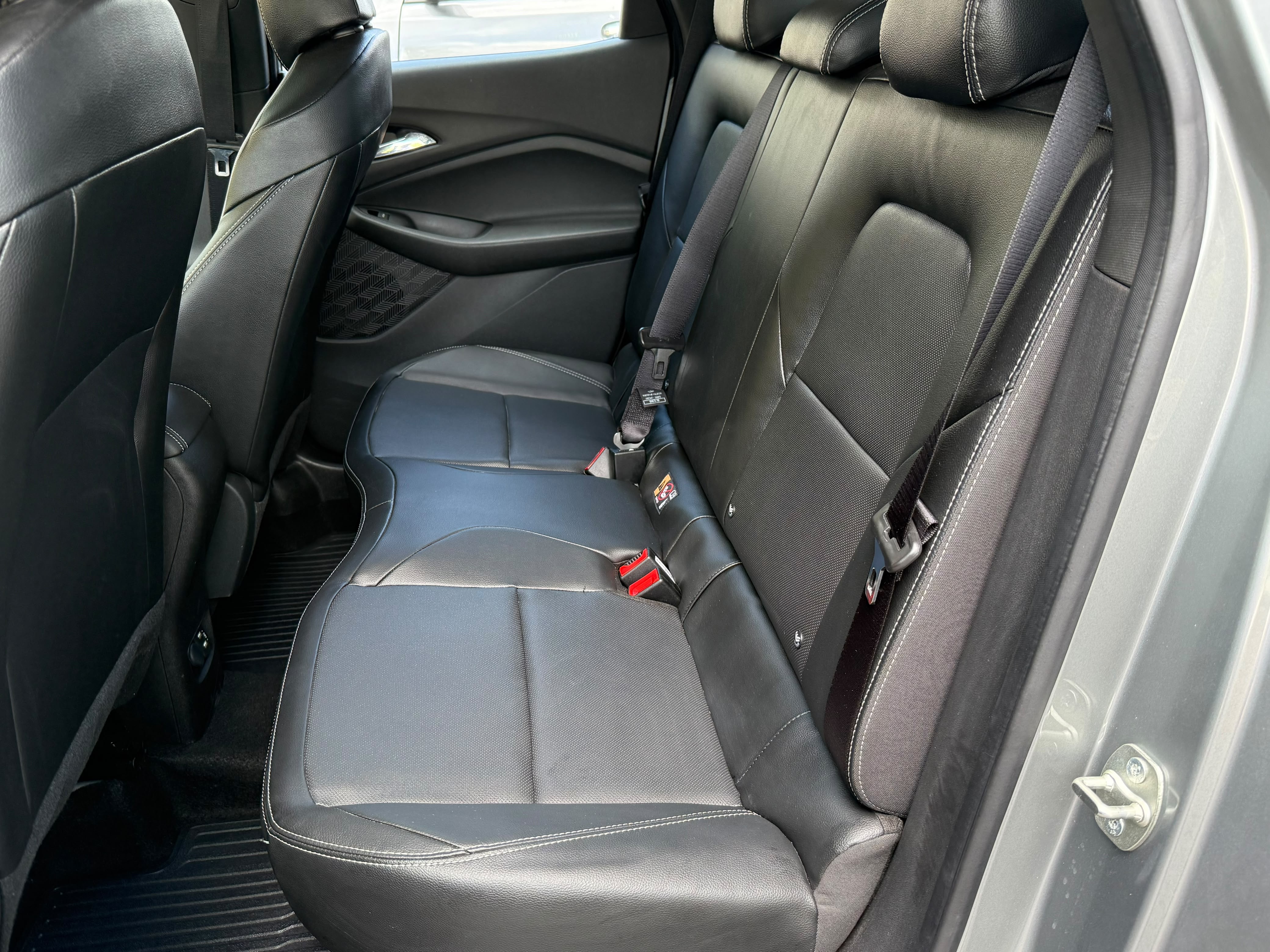 Chevrolet Montana Premier — foto 20 de 20
