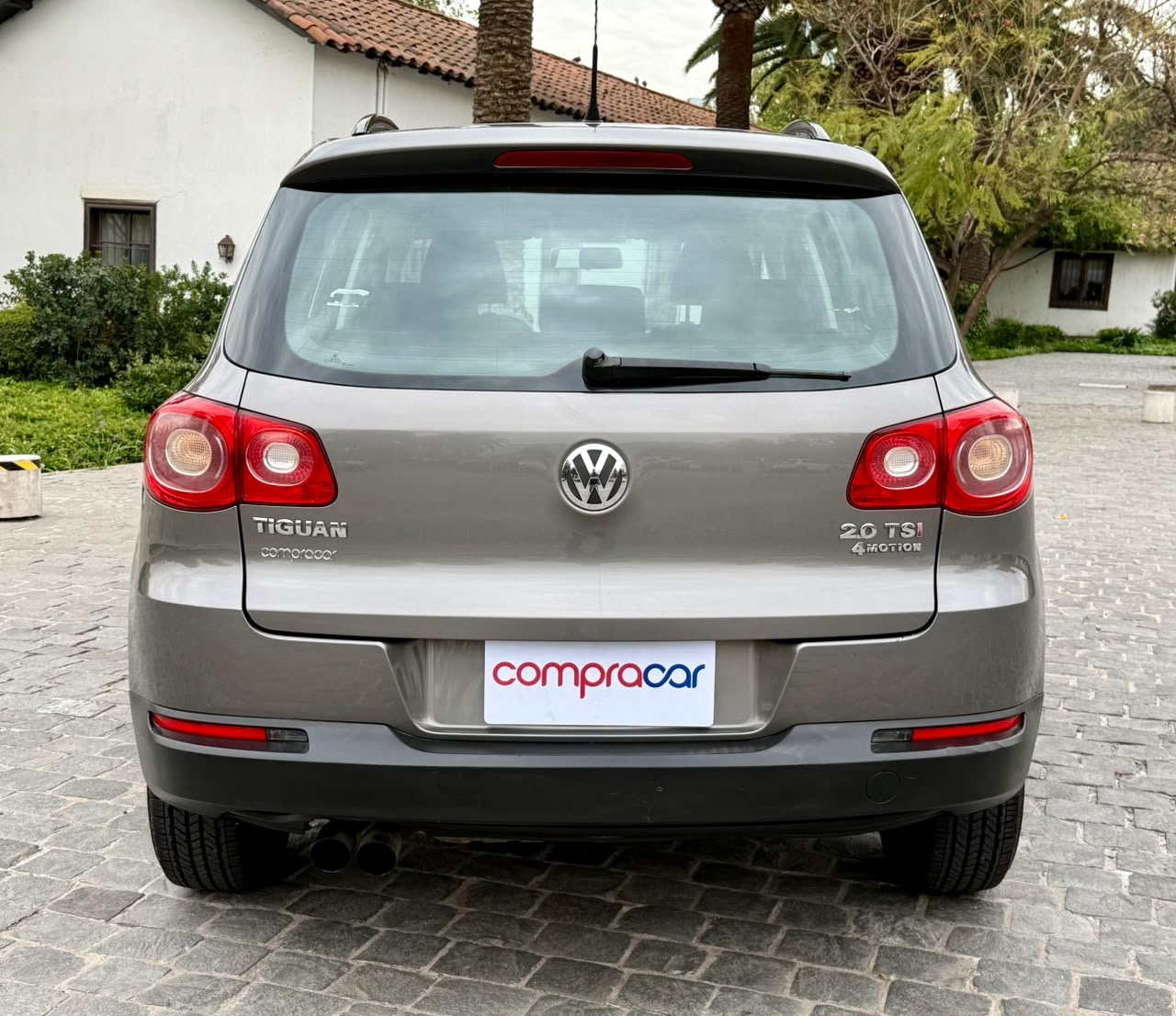 Volkswagen Tiguan — foto 11 de 20