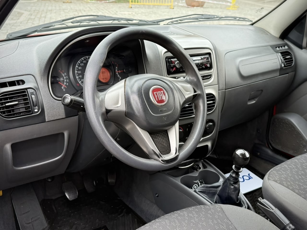 Fiat Strada — foto 14 de 15
