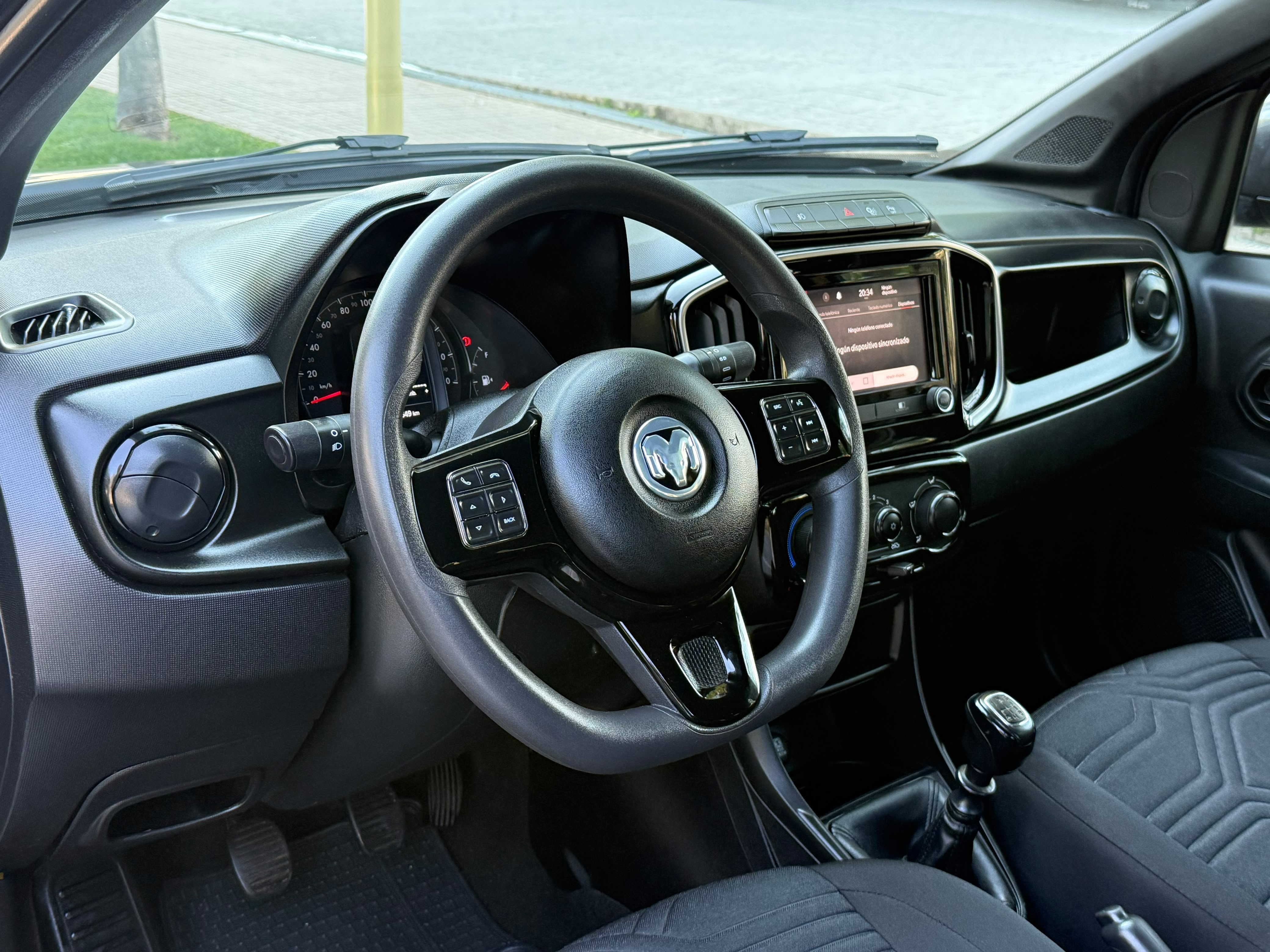 RAM 700 Big Horn Cd — foto 17 de 20