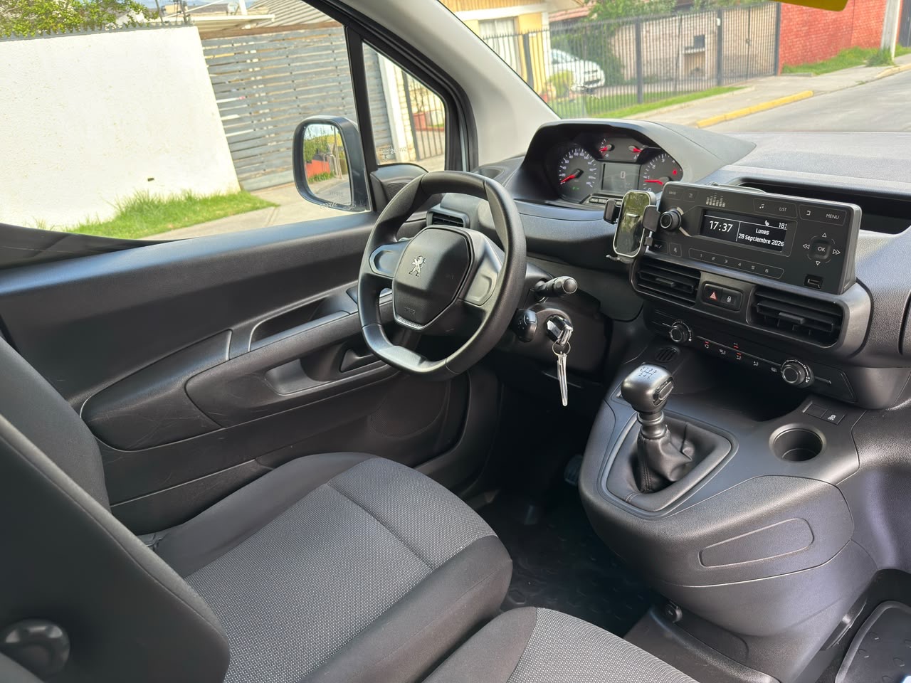 Peugeot Partner L1 Blue Hdi100 — foto 13 de 20