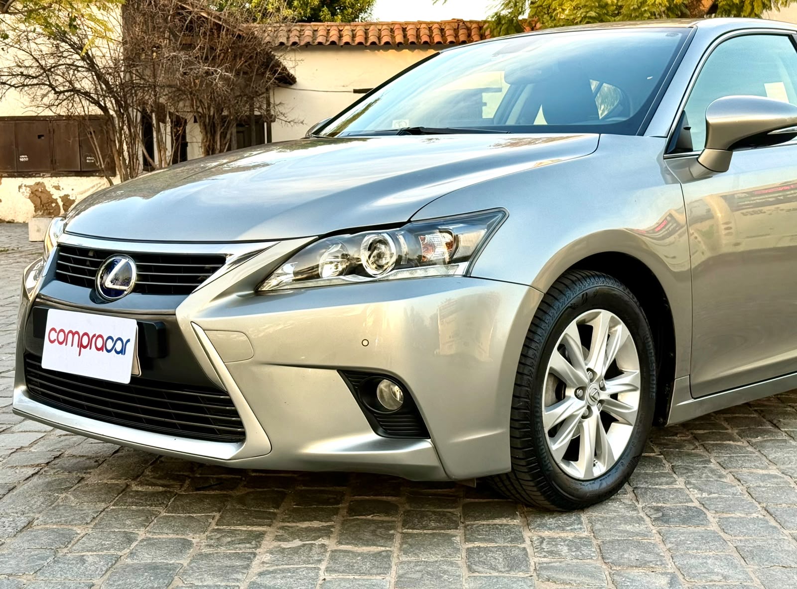 Lexus Ct200H Hb — foto 7 de 20